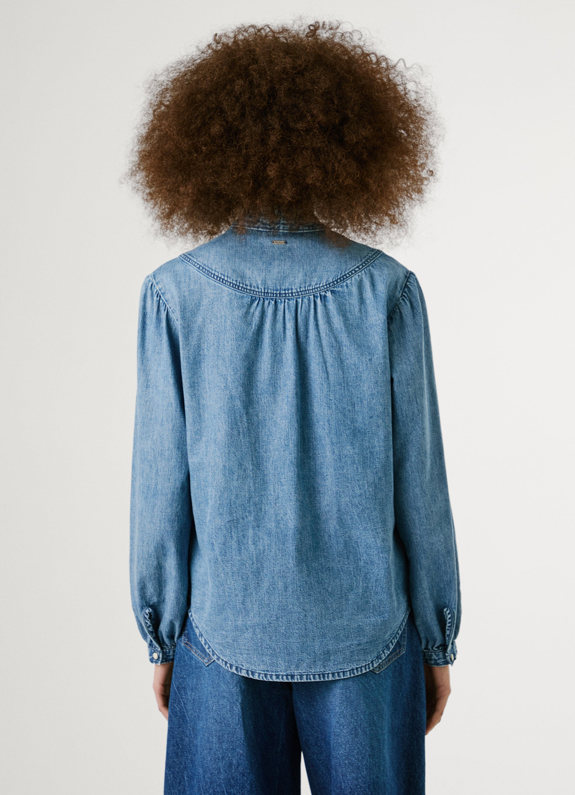 Pepe Jeans Jeansbluse »REGULAR DENIM BLOUSE« mit Druckknöpfen