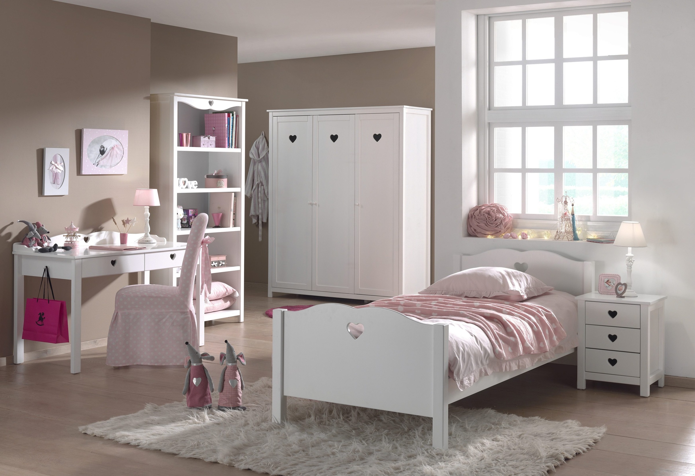 Vipack Kleiderschrank "Amori" Made in Europe