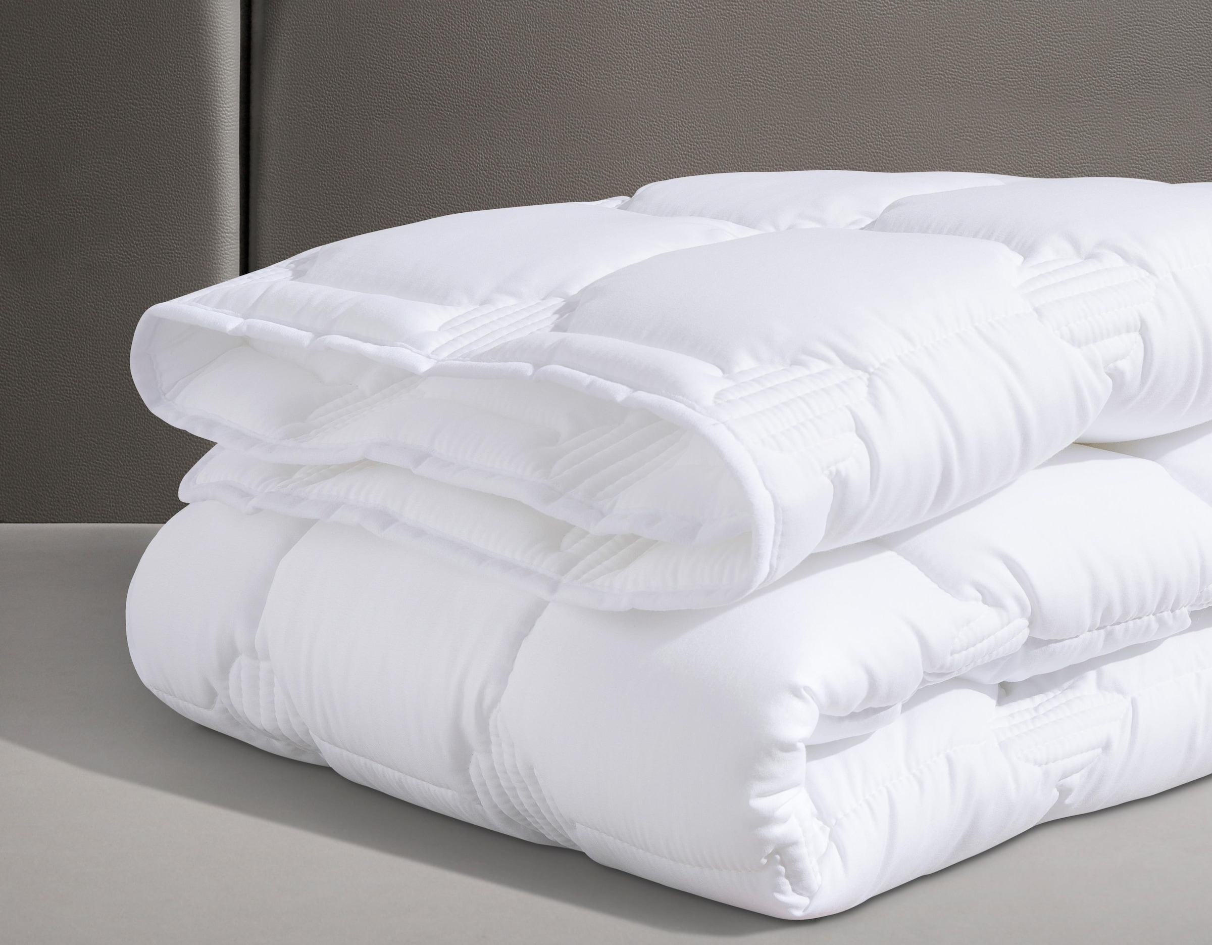 Beco Microfaserbettdecke »Bettdecke Medibett Cotton Soft, in 4 Wärmeklassen erhältlich«, Füllung Polyester, (1 St.), Von Haus & Garten mit Testurteil: "Sehr gut" bewertet - getestet wurde die Gr. 135x200 cm, Warm