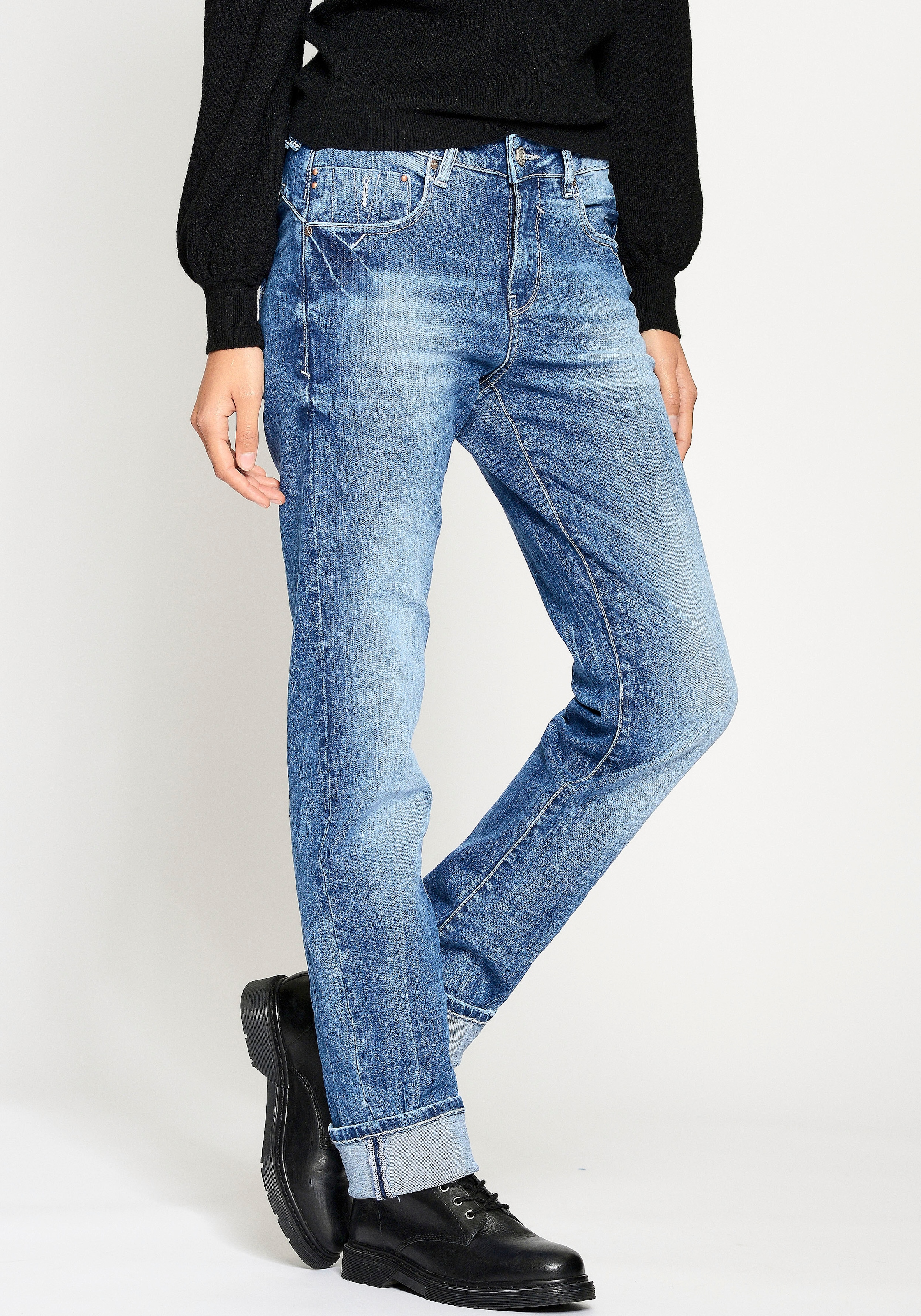bestellen ♕ »94RUBINA« Straight-Jeans GANG versandkostenfrei
