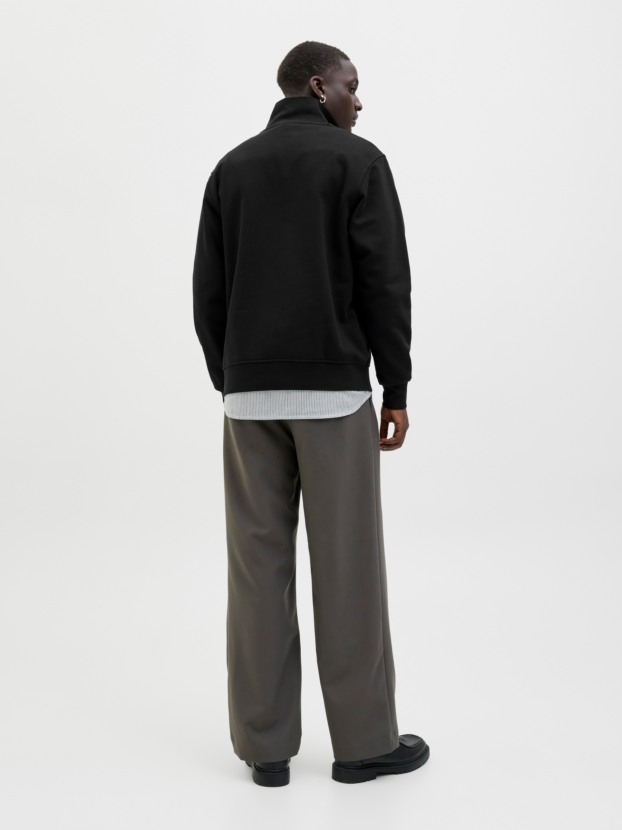 Jack & Jones Sweatshirt »JJESOHO SWEAT QUARTER ZIP HN NOOS«, Baumwollmischung, relaxed fit
