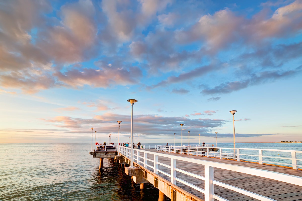 Image of Papermoon Fototapete "Retro Pier Ostsee"