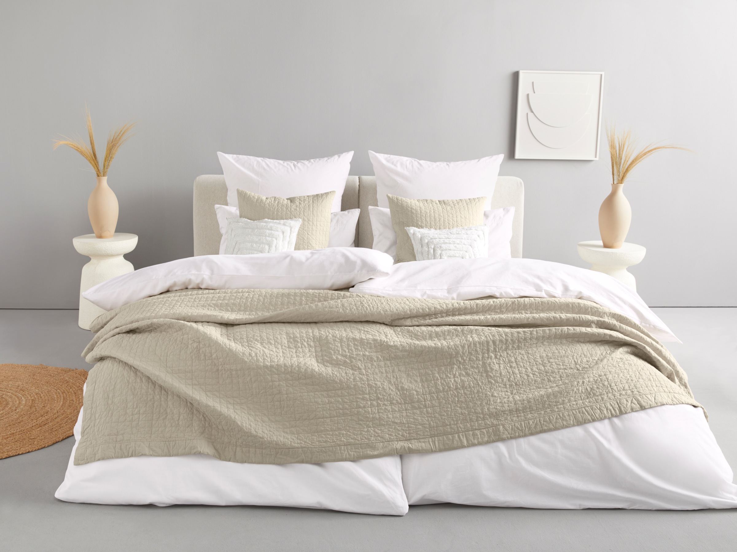 Image of LeGer Home by Lena Gercke Tagesdecke »Julie«, mit Karosteppung, hautfreundliche und pflegeleichte Stoffqualität, hergestellt aus 100% Baumwolle, Farbe: grau & beige bei Ackermann Versand Schweiz