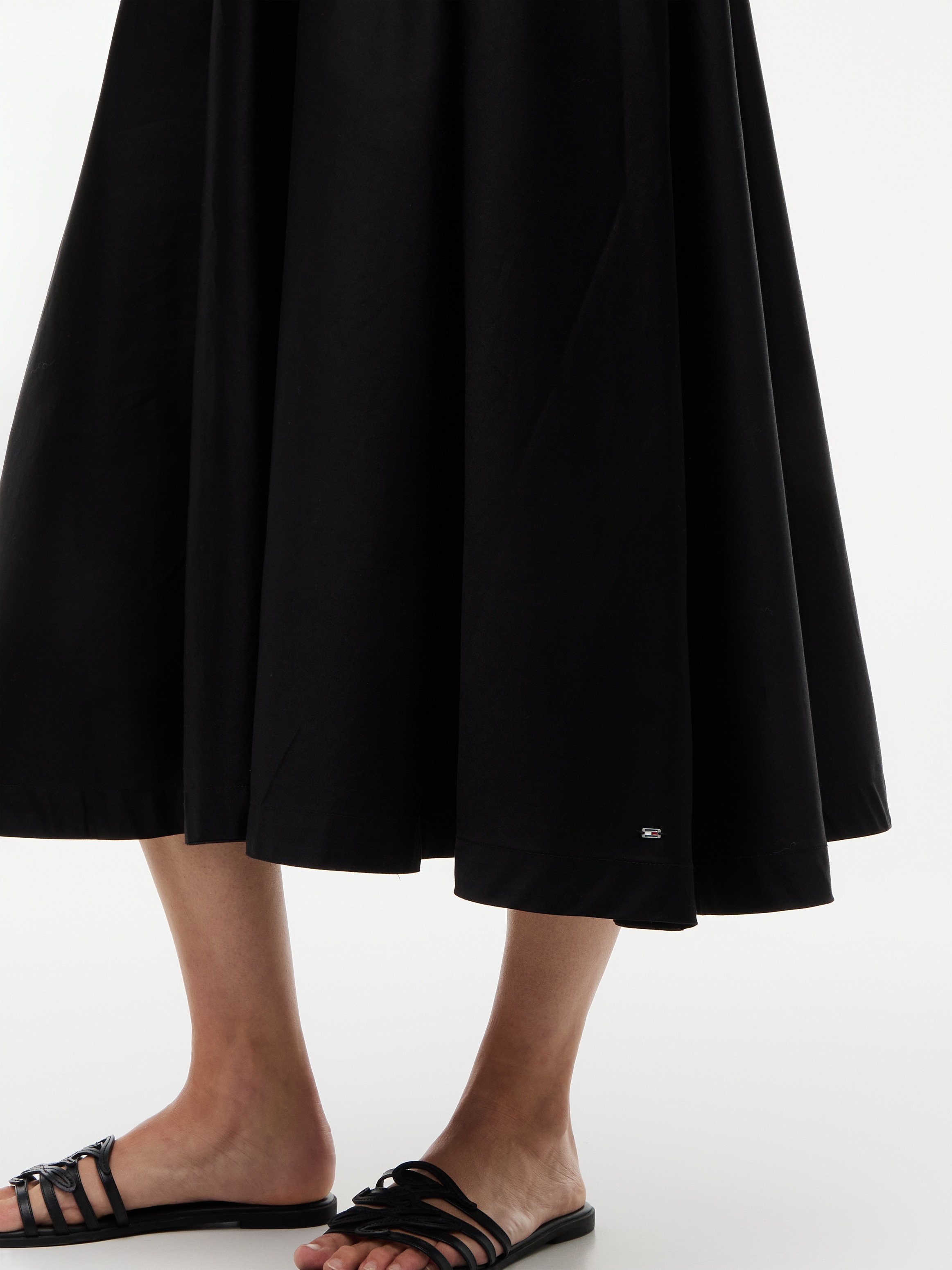 Tommy Hilfiger A-Linien-Kleid »5X2 RIB MIX MEDIA DRESS« Eingrifftaschen Baumwollmischung, figurbetont, Oberteil in gerippter Struktur
