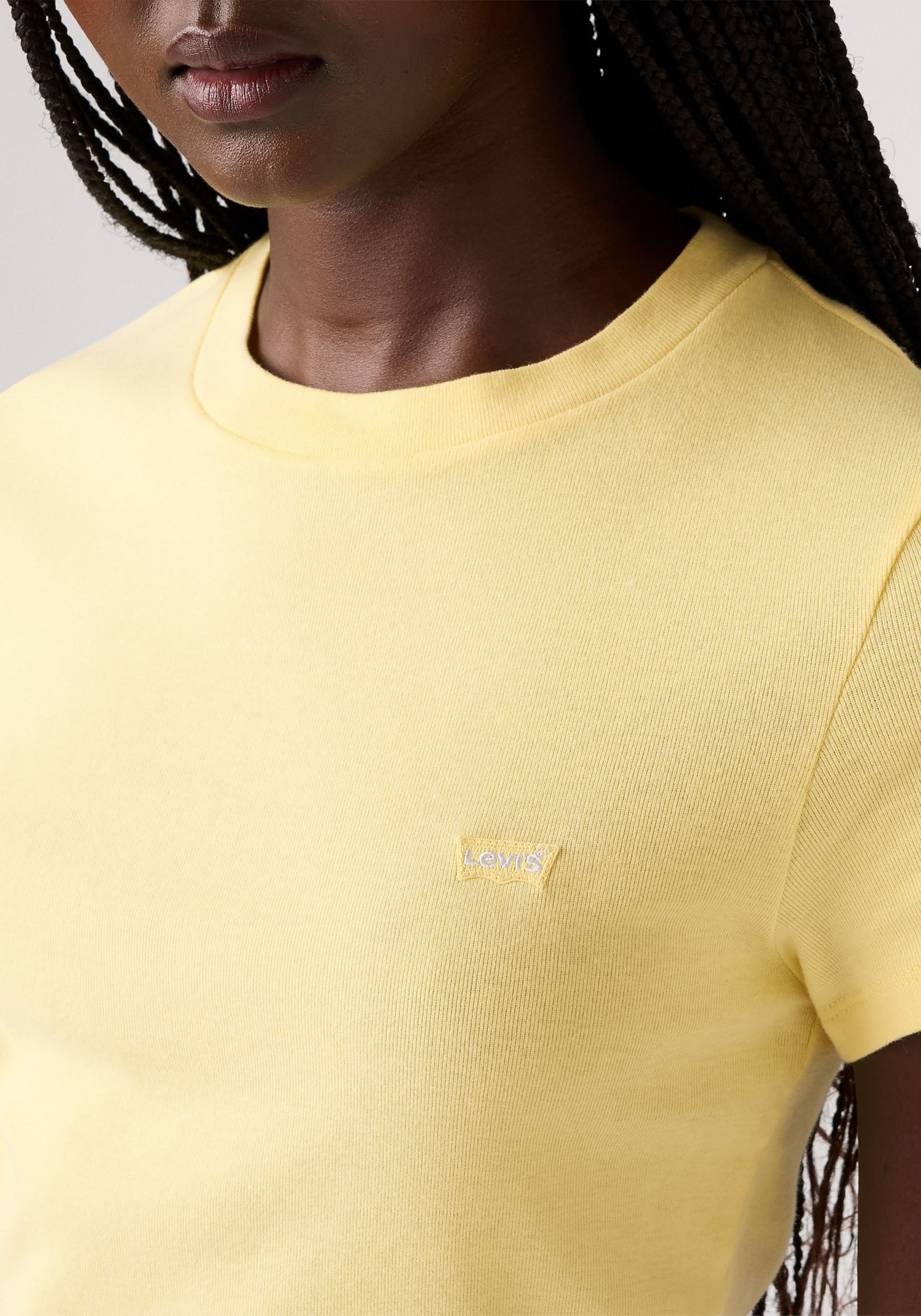 Levi's® T-Shirt »ESSENTIAL HM SS TEE« Taillierter Schnitt