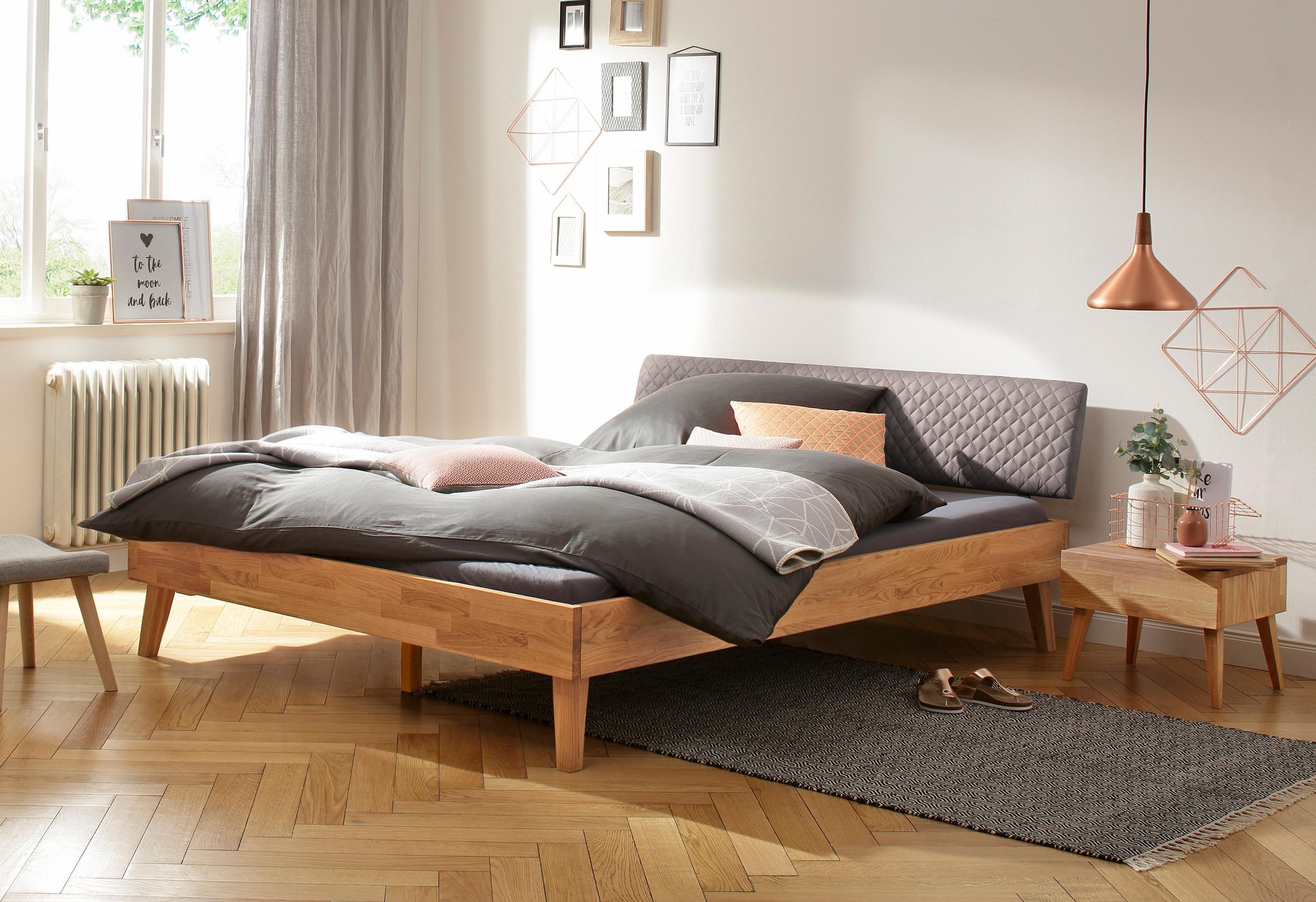 Image of Home affaire Bett »Natali«, aus massiver Eiche, gepolstertes Kopfteil mit Kunstlederbezug bei Ackermann Versand Schweiz