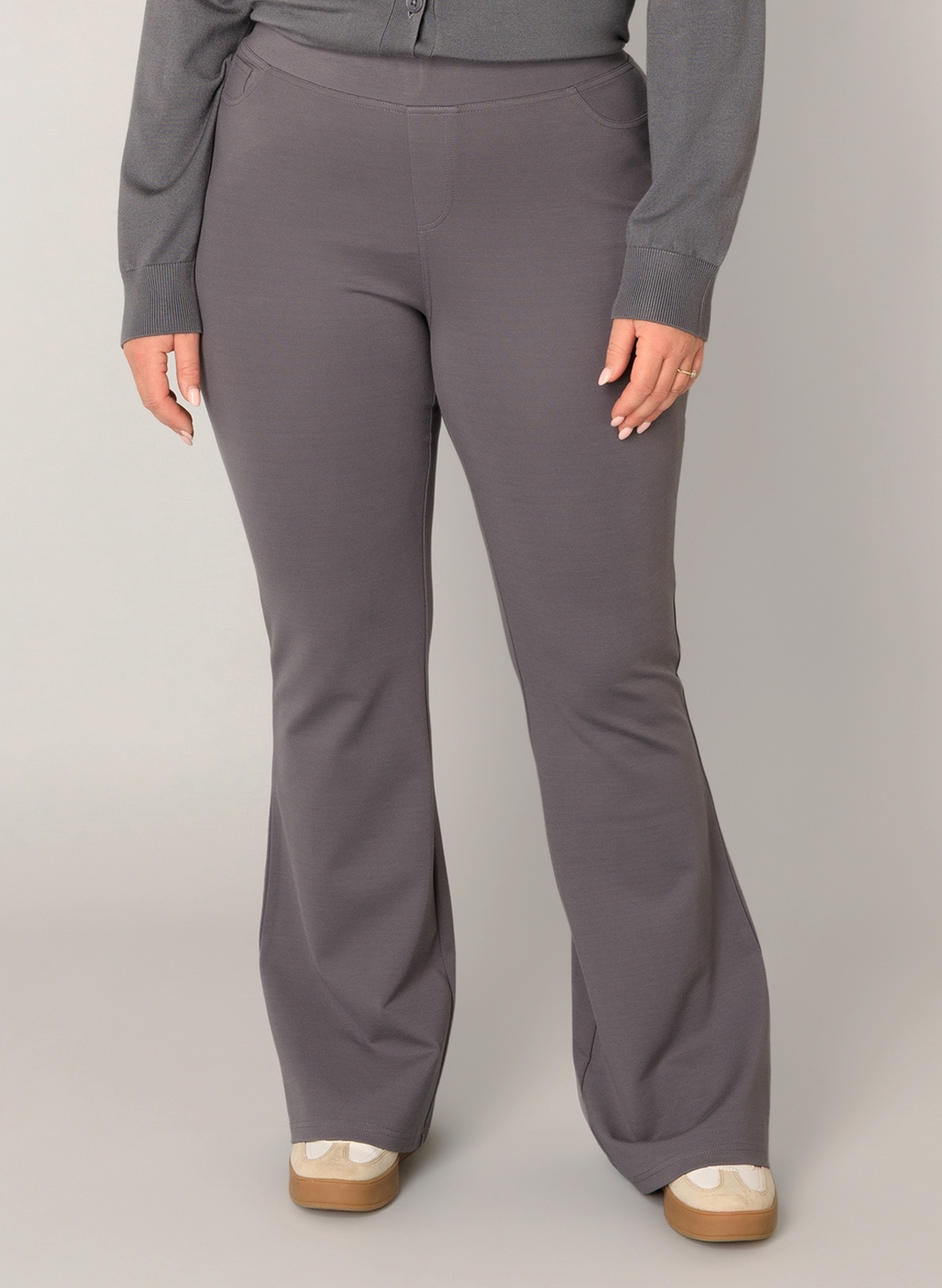 Image of Base Level Curvy Treggings "Allie" Aktuelle Boocut-Form
