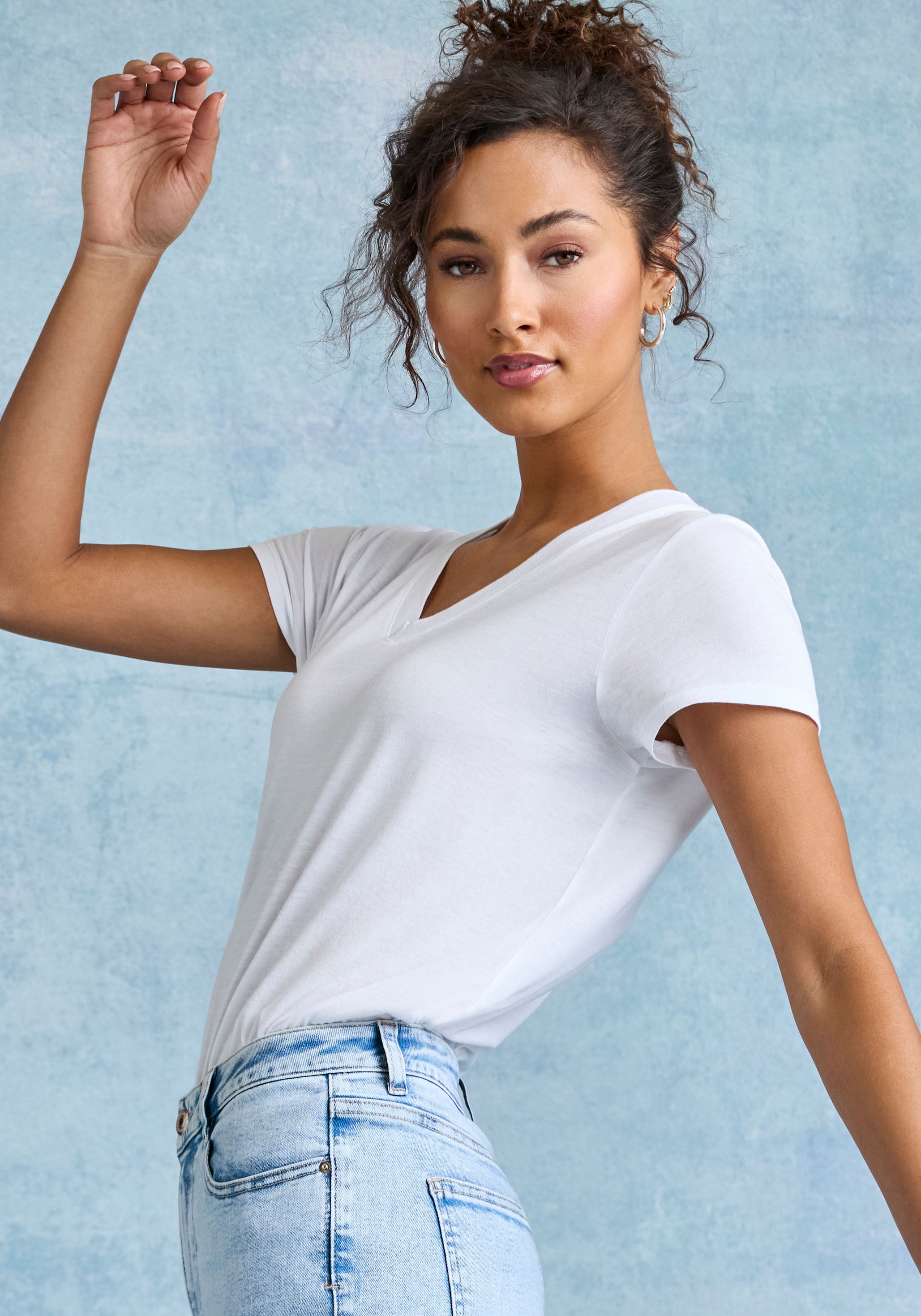 Image of LASCANA V-Shirt