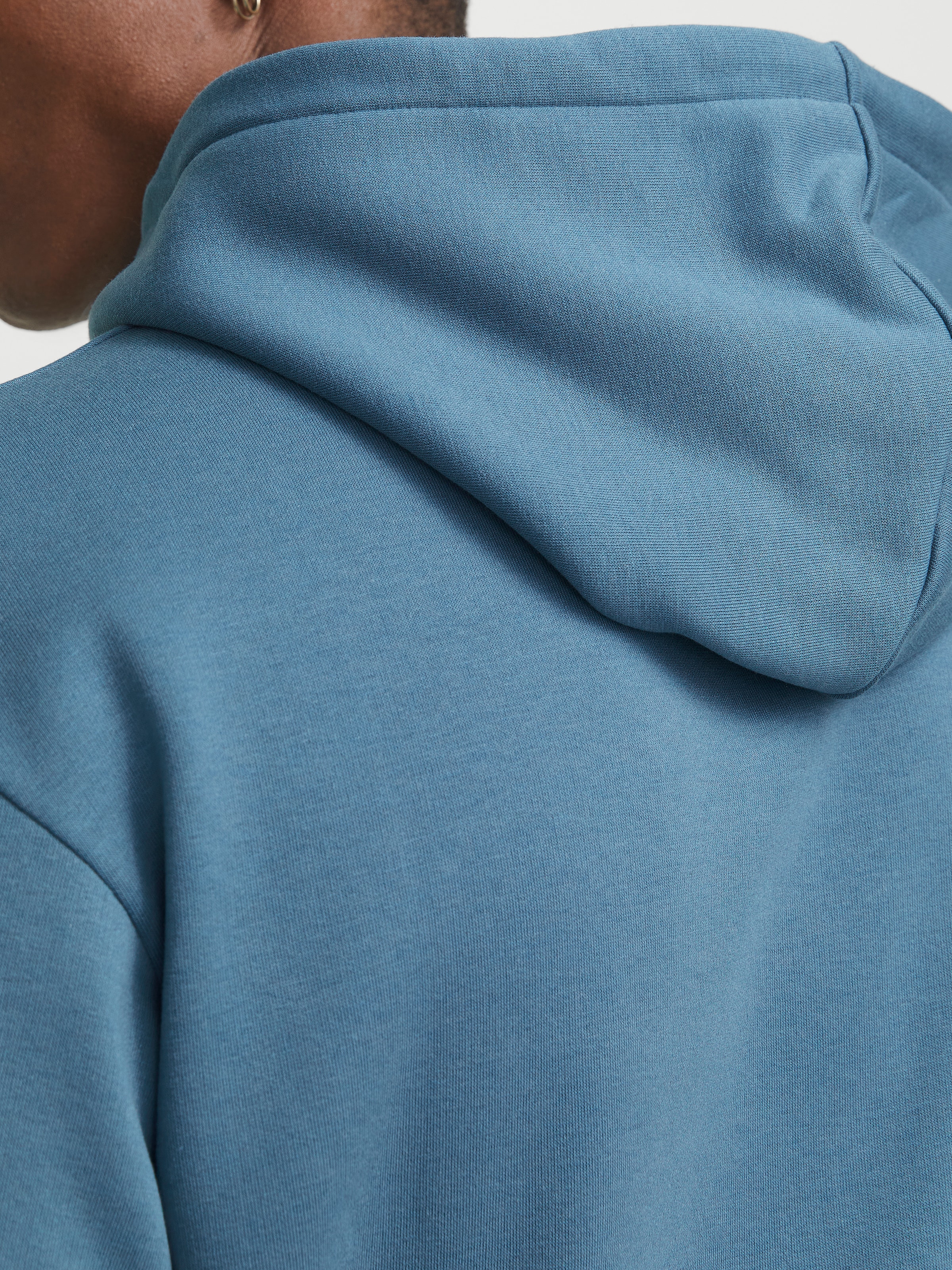 Jack & Jones Kapuzensweatshirt »JJEBRADLEY SWEAT HOOD NOOS«, mit Känguru Tasche
