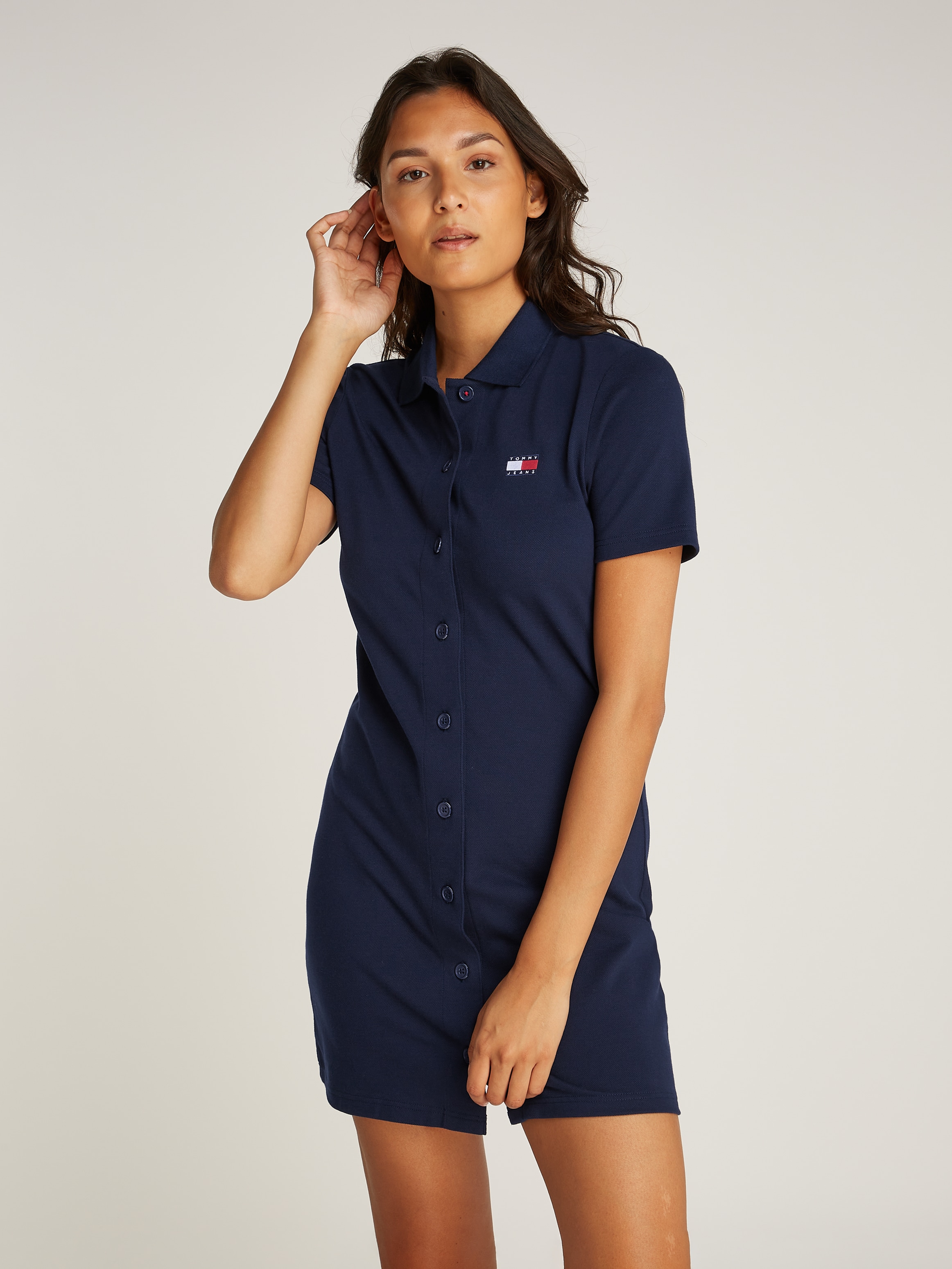 Tommy Jeans Polokleid »TJW BADGE PIQUE POLO DRESS«, mit Logo-Badge