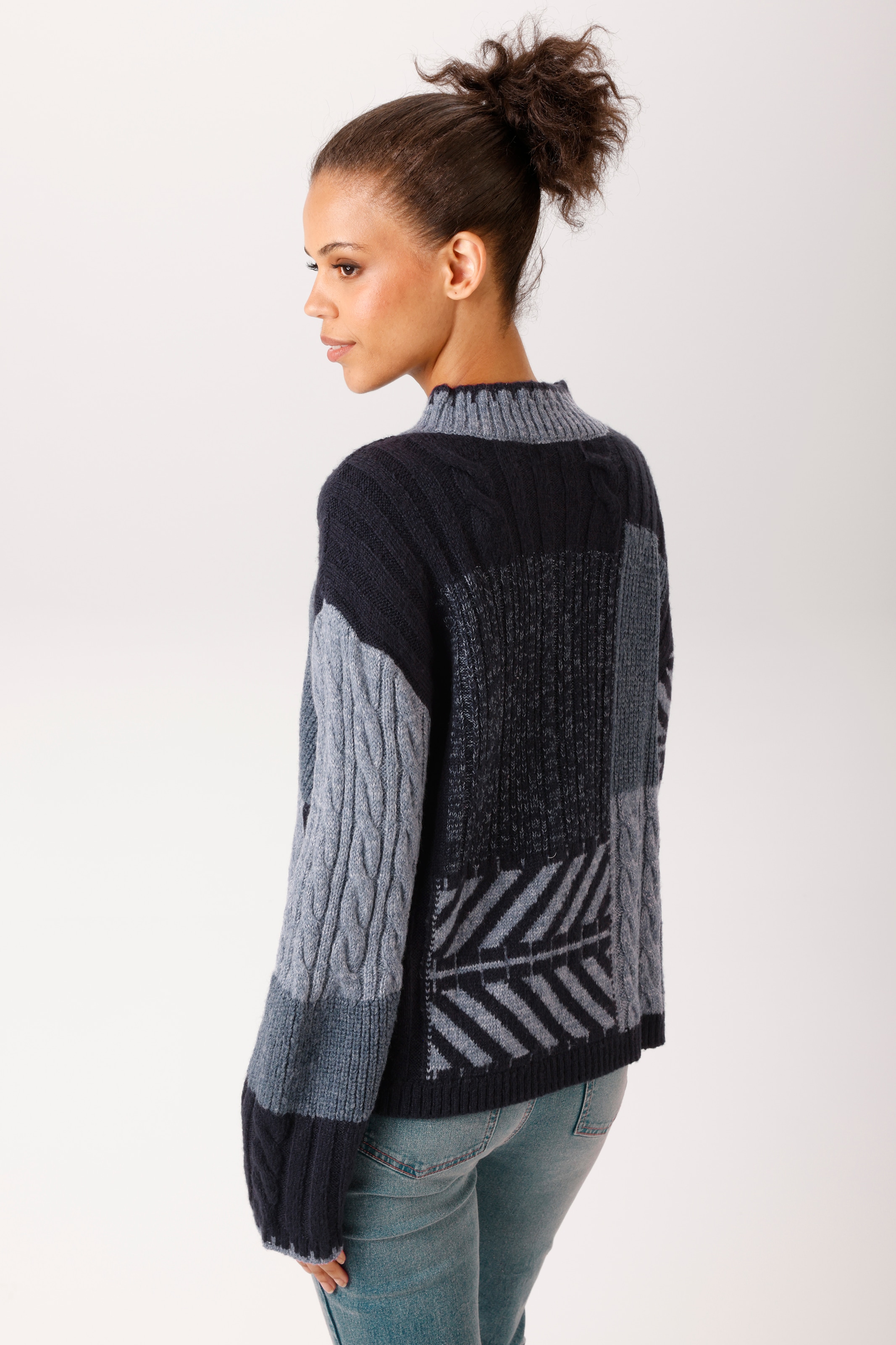 Aniston CASUAL Strickpullover im farbharmonischem Patch-Dessin