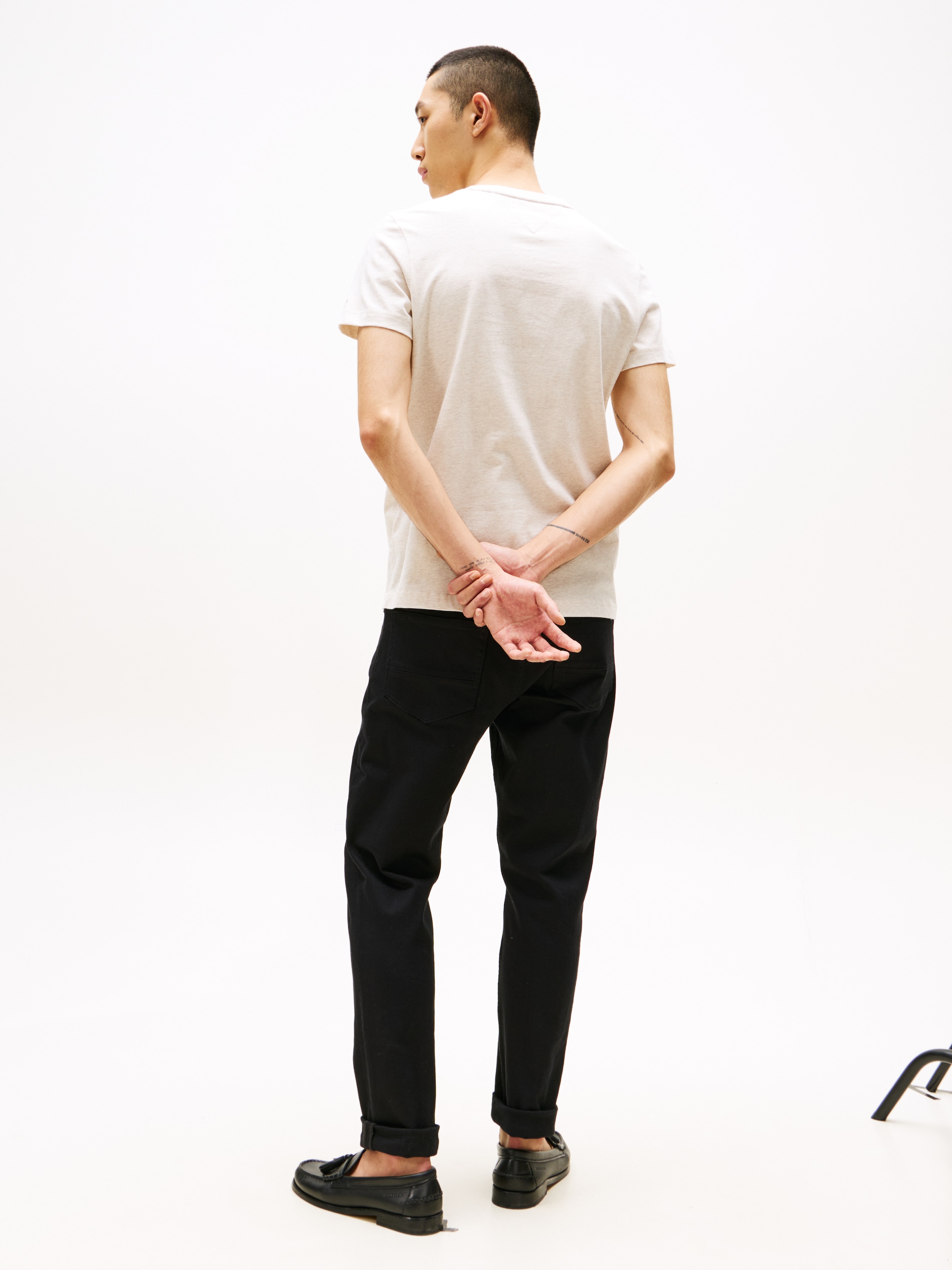 Tommy Hilfiger T-shirt »TOMMY LOGO« aus reiner Baumwolle