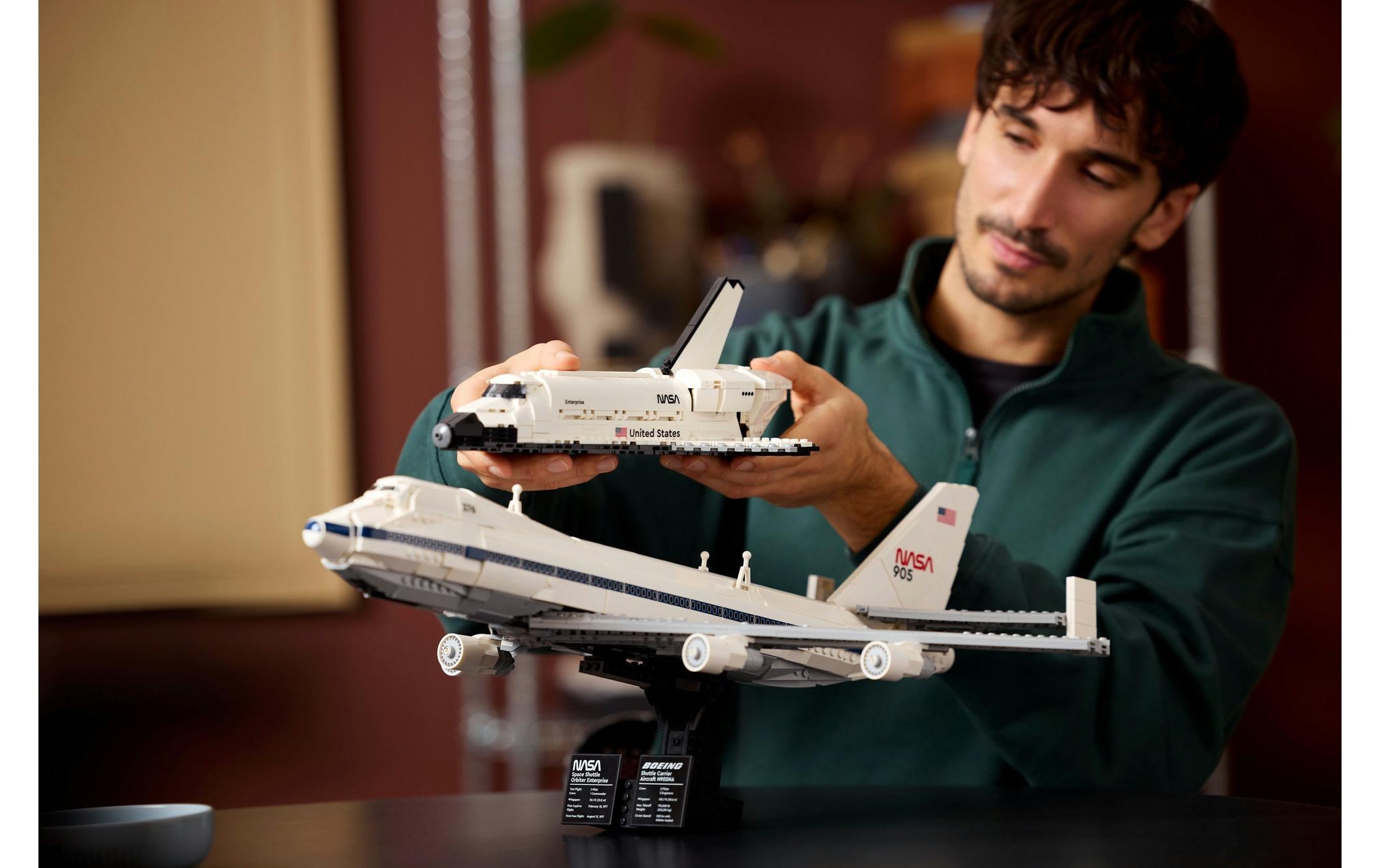 LEGO® Pions de construction »Icons 747 Shuttle Carrier 10360«