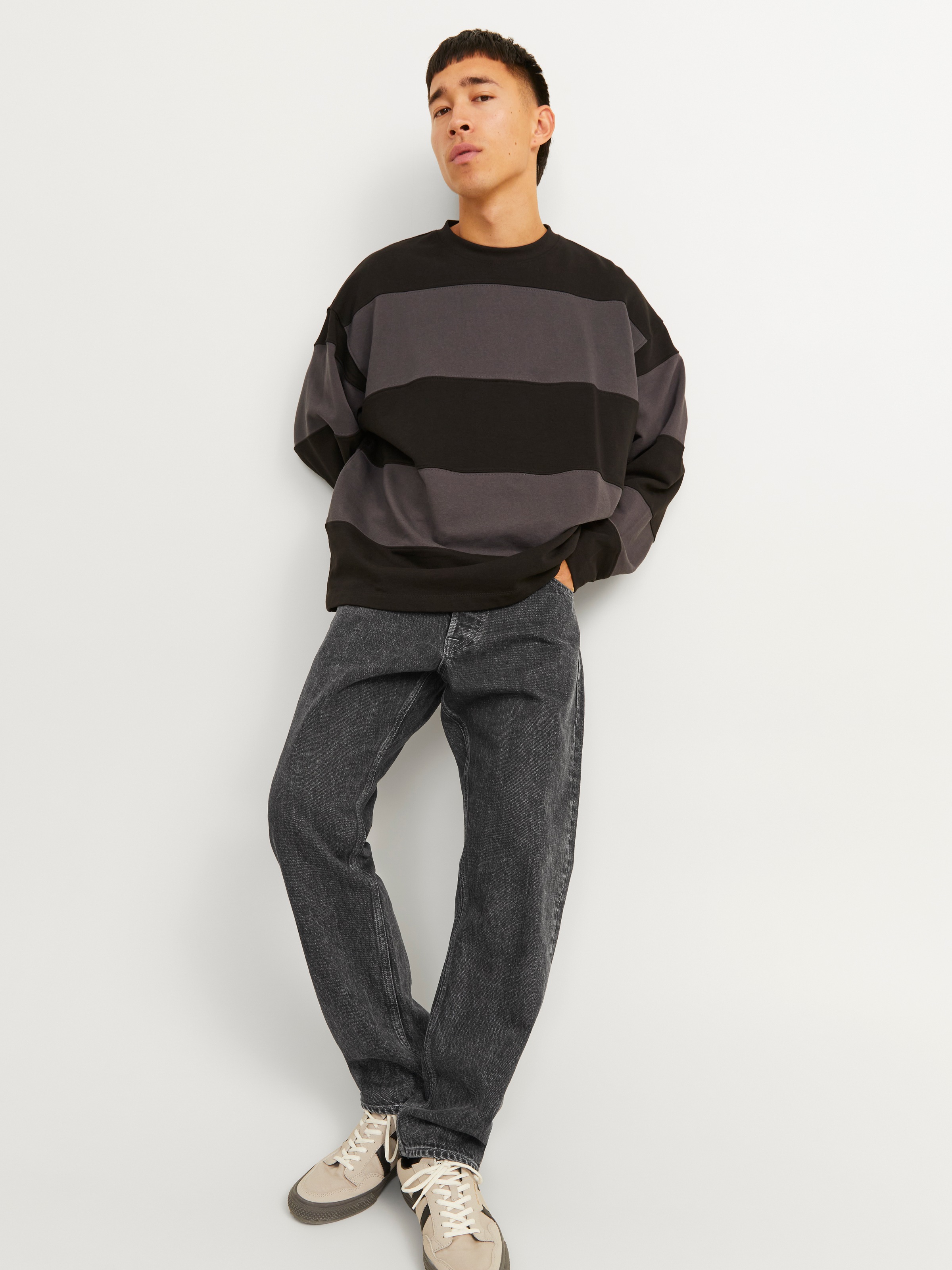 Jack & Jones Relax-fit-Jeans »JJIALEX mit cleanem Look und Taschenvielfalt«, Abriebeffekte, modisch, relaxed fit, Baumwolle