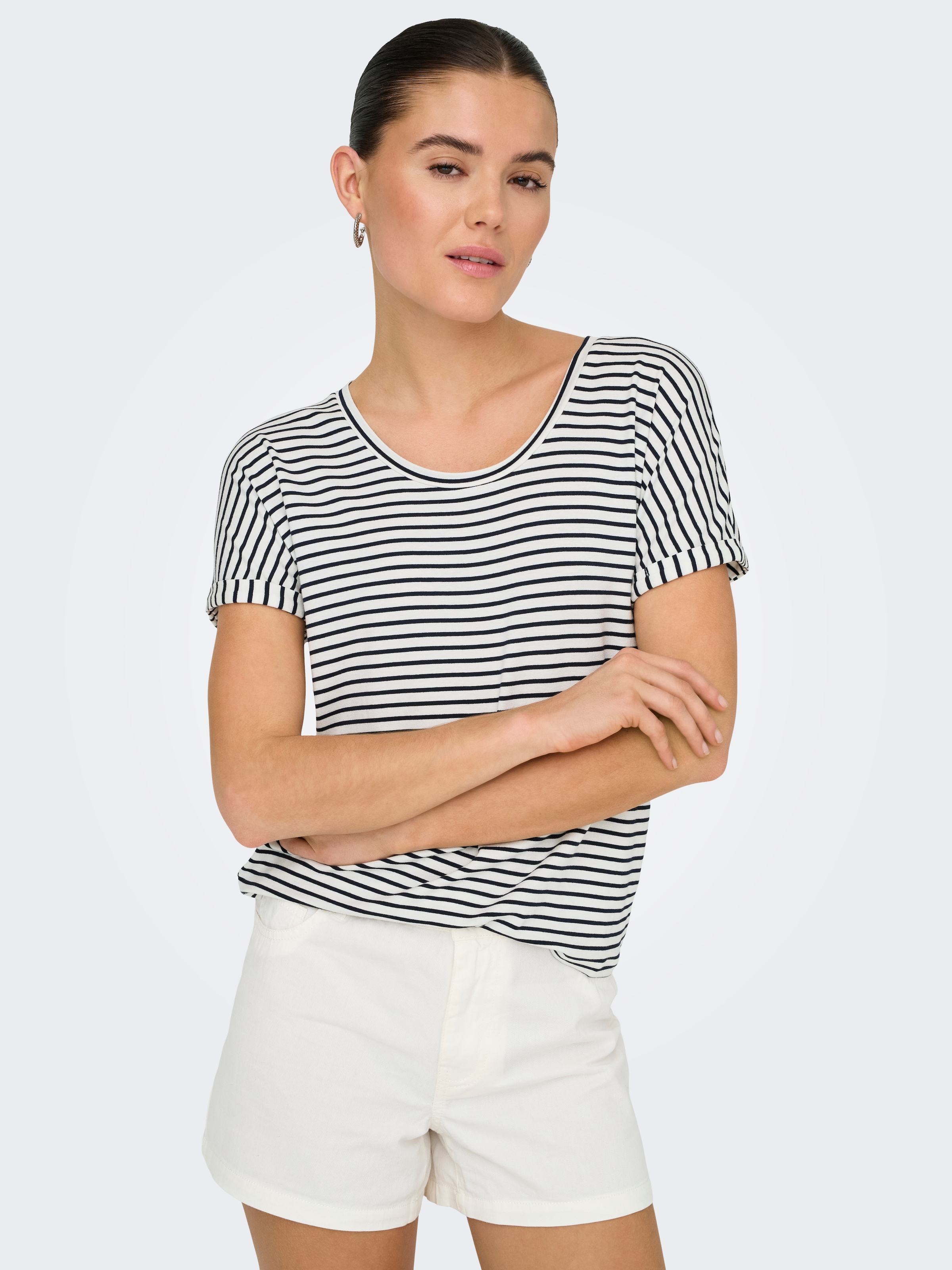 Image of JDY Kurzarmshirt "JDYSISSY S/S O-NECK TOP JRS" Viskosemischung, regular fit