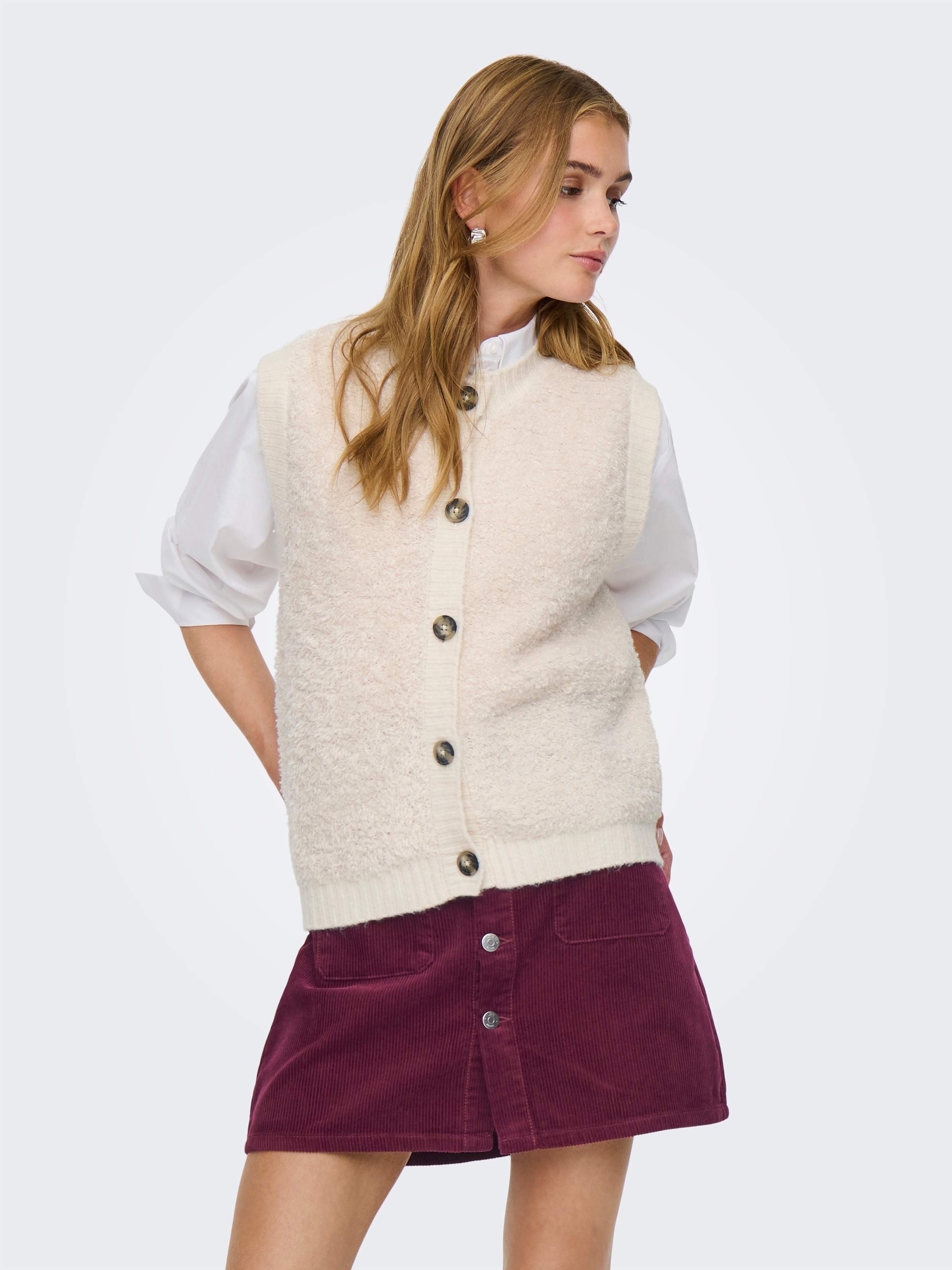 JDY Strickweste "JDYEIRA LIFE S/L O-NECK BUTTON VEST KNT" Materialmix, mit Wolle und Stretch