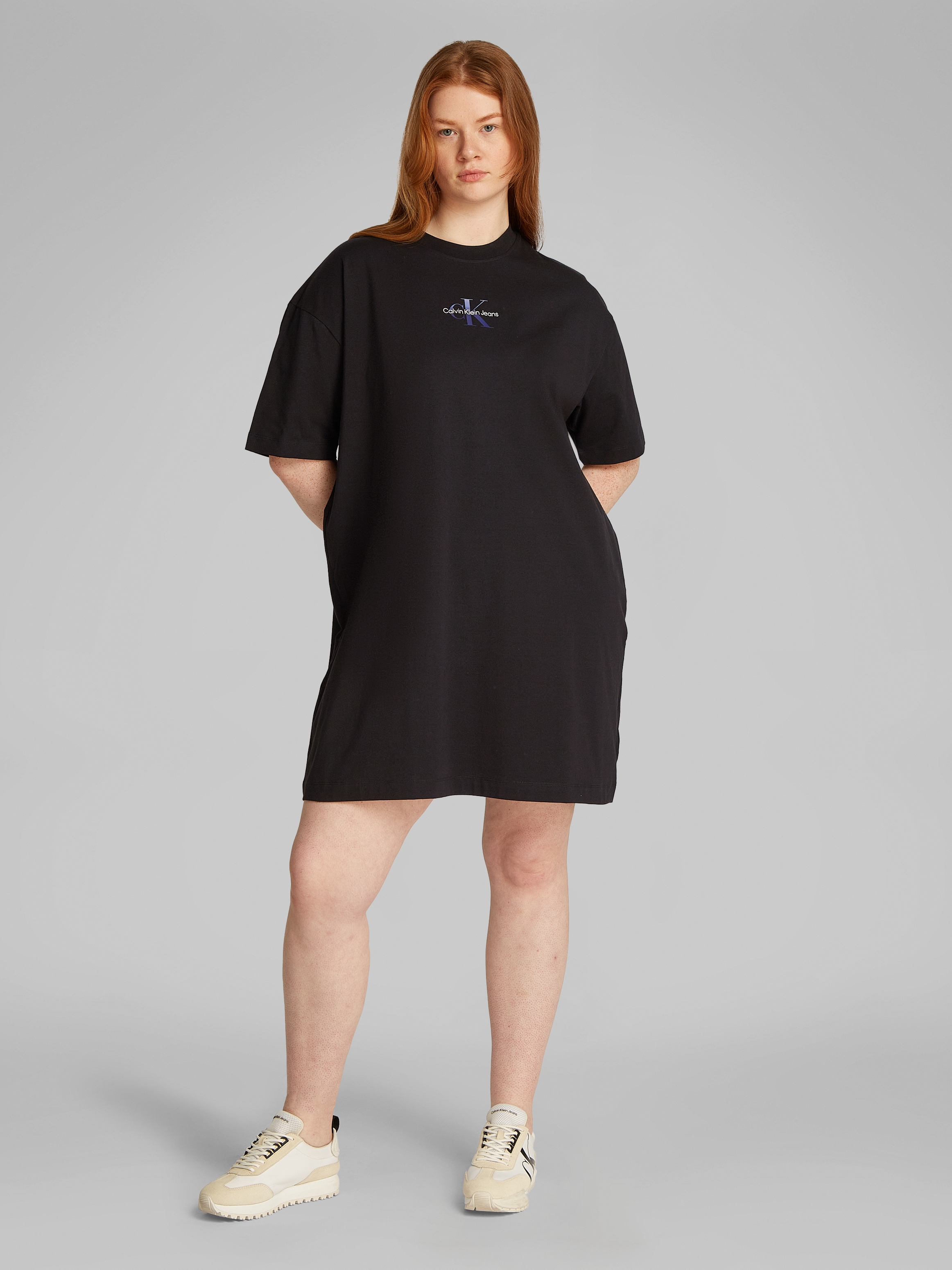 Calvin Klein Jeans Plus Shirtkleid »PLUS GRADIENT MONOLOGO TEE DRESS«, in grossen Grössen