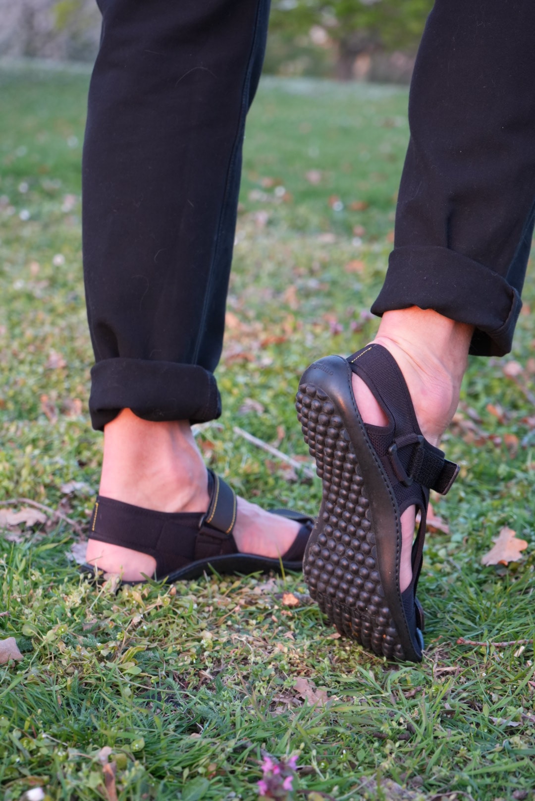 Leguano Chaussures pieds nus  , Sommerschuh, Sandale, mit praktischen Klettverschlüssen