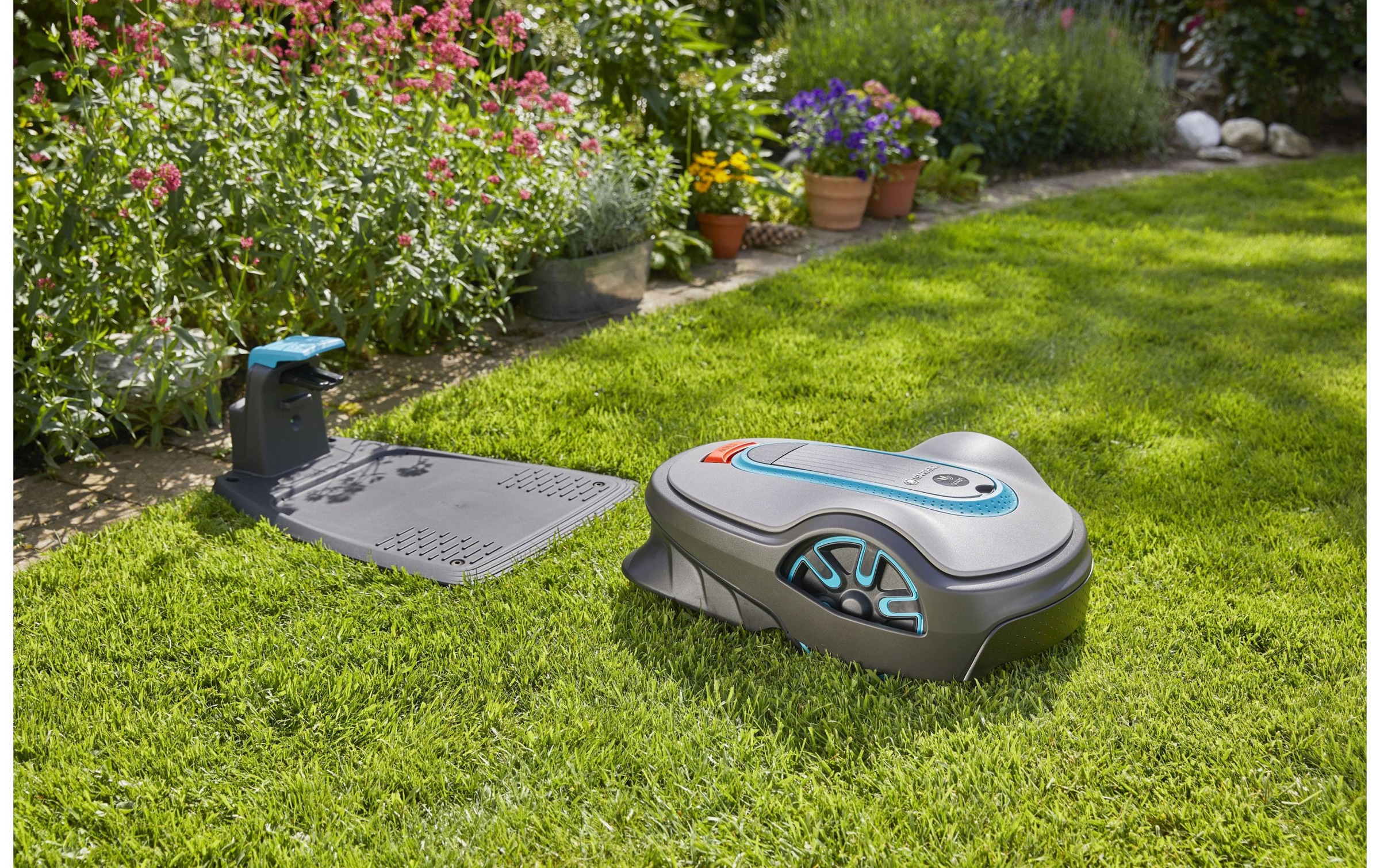 GARDENA Rasenmähroboter »smart SILENO life Set 750 m²«, (Set, Mähroboter/ Ladestation/ Gateway/ Begrenzungskabel 200m/ Haken 300Stk.)