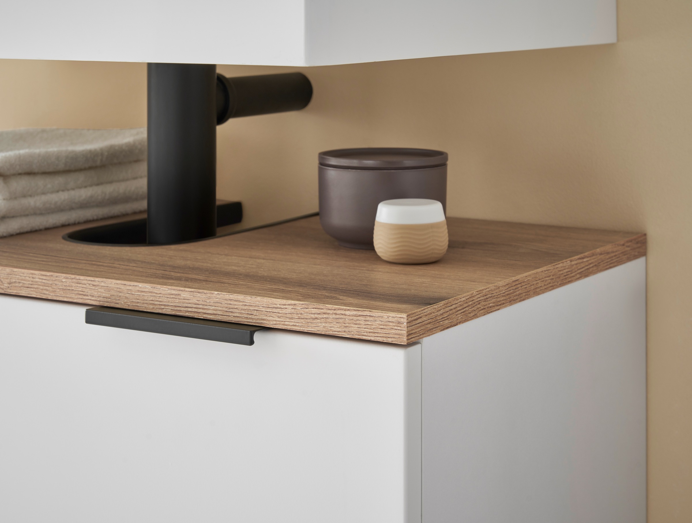 BASIC by Balculina Armoire sous lavabo »Denver Waschbeckenunterschrank, Badezimmerschrank BxHxT 80x60x35« 1 cuis tlg. largeur 80 cm, porte montable à gauche/droite, Softclose