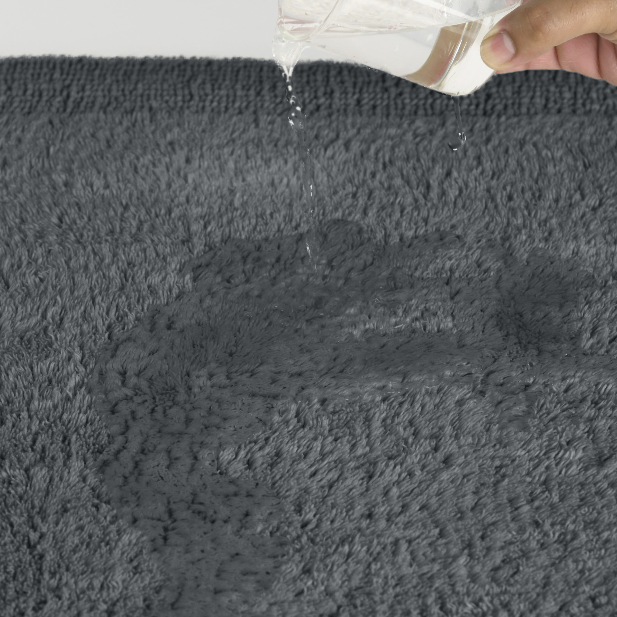 my home Badematte »Kapra, Badvorleger, Badezimmer Teppich«, beidseitig nutzbar-fussbodenheizungsgeeignet-strapazierfähig, mit Bordüre, Badteppich, Badematte, Baumwolle