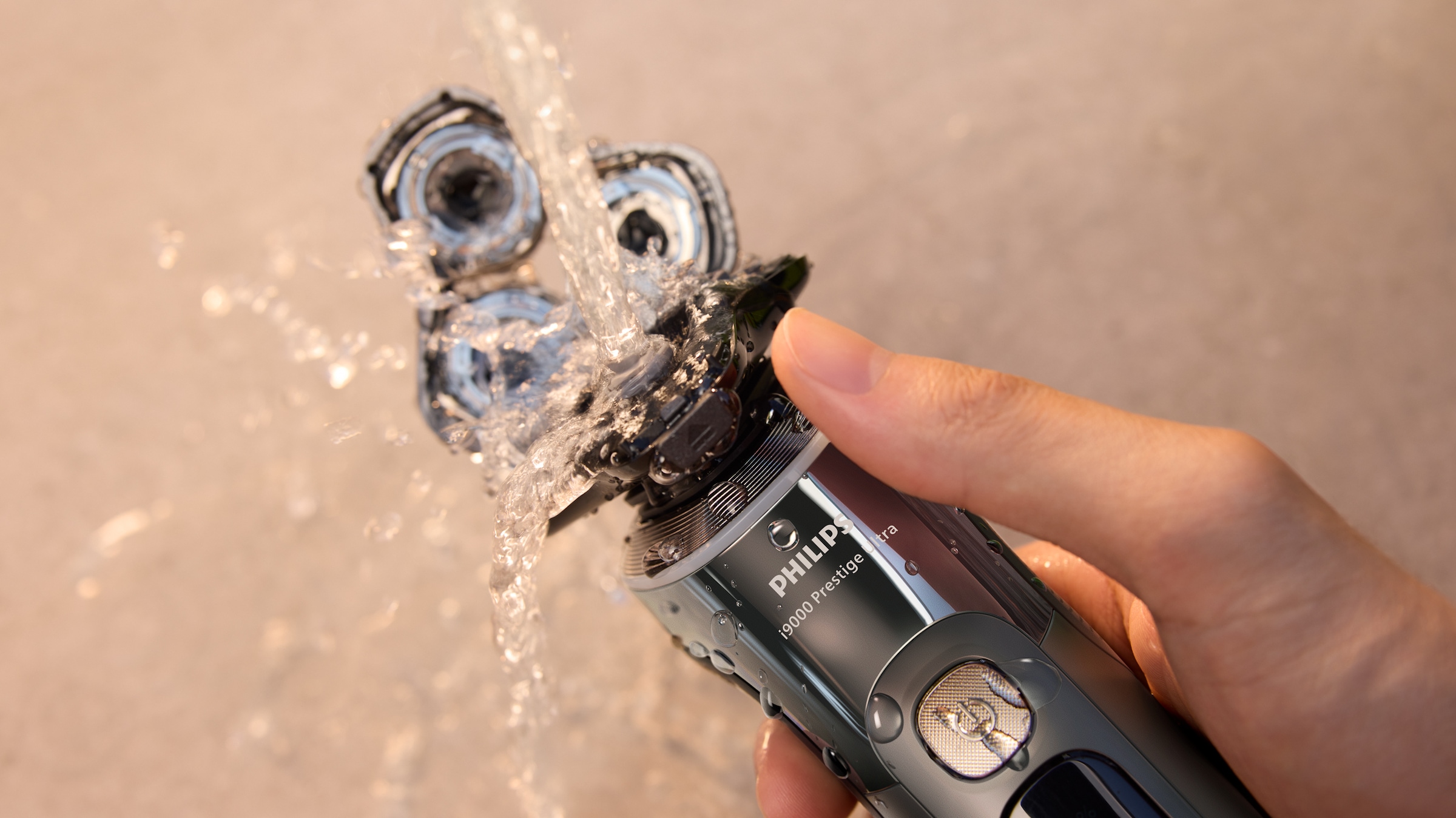 Philips Elektrorasierer »Series i9000 Prestige Ultra XP9402/31« 1 Stk. Aufsätze mit SkinIQ Technologie, inkl. Ladestand, Reiseetui, 1 Kartusche