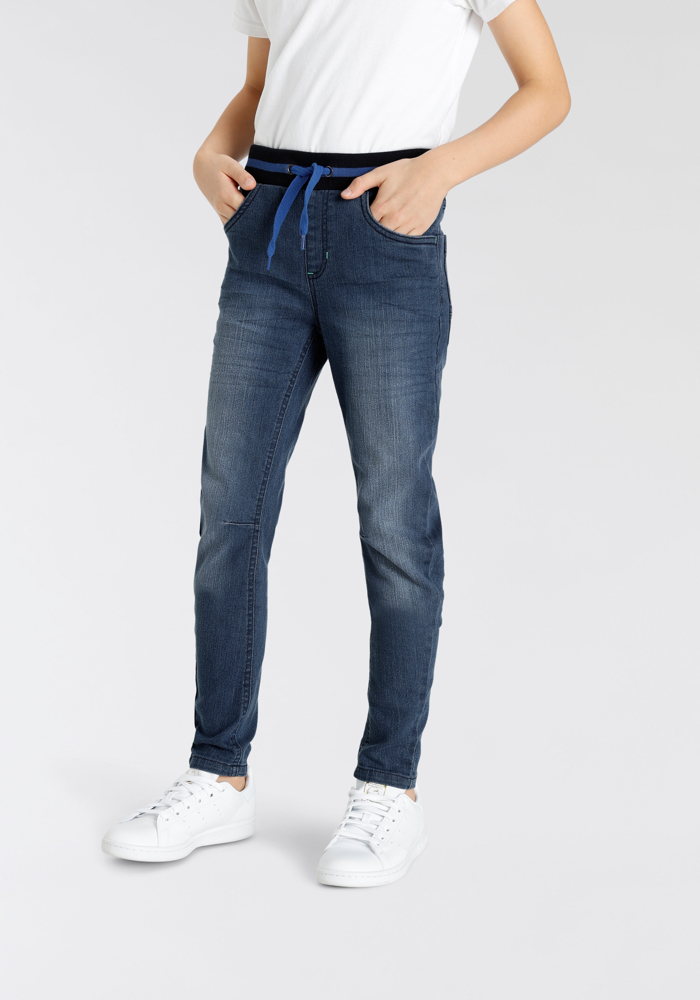 KangaROOS Stretch-Jeans »Denim«, authentischer sur Waschung in Découvrir