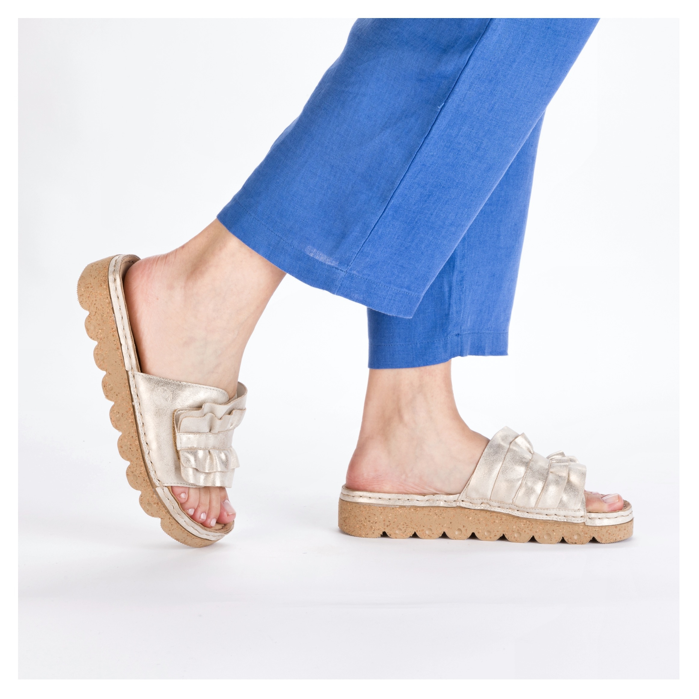 Rieker Pantolette  chaussure d'été, chaussure de plage, chausson avec semelle compensée à la mode
