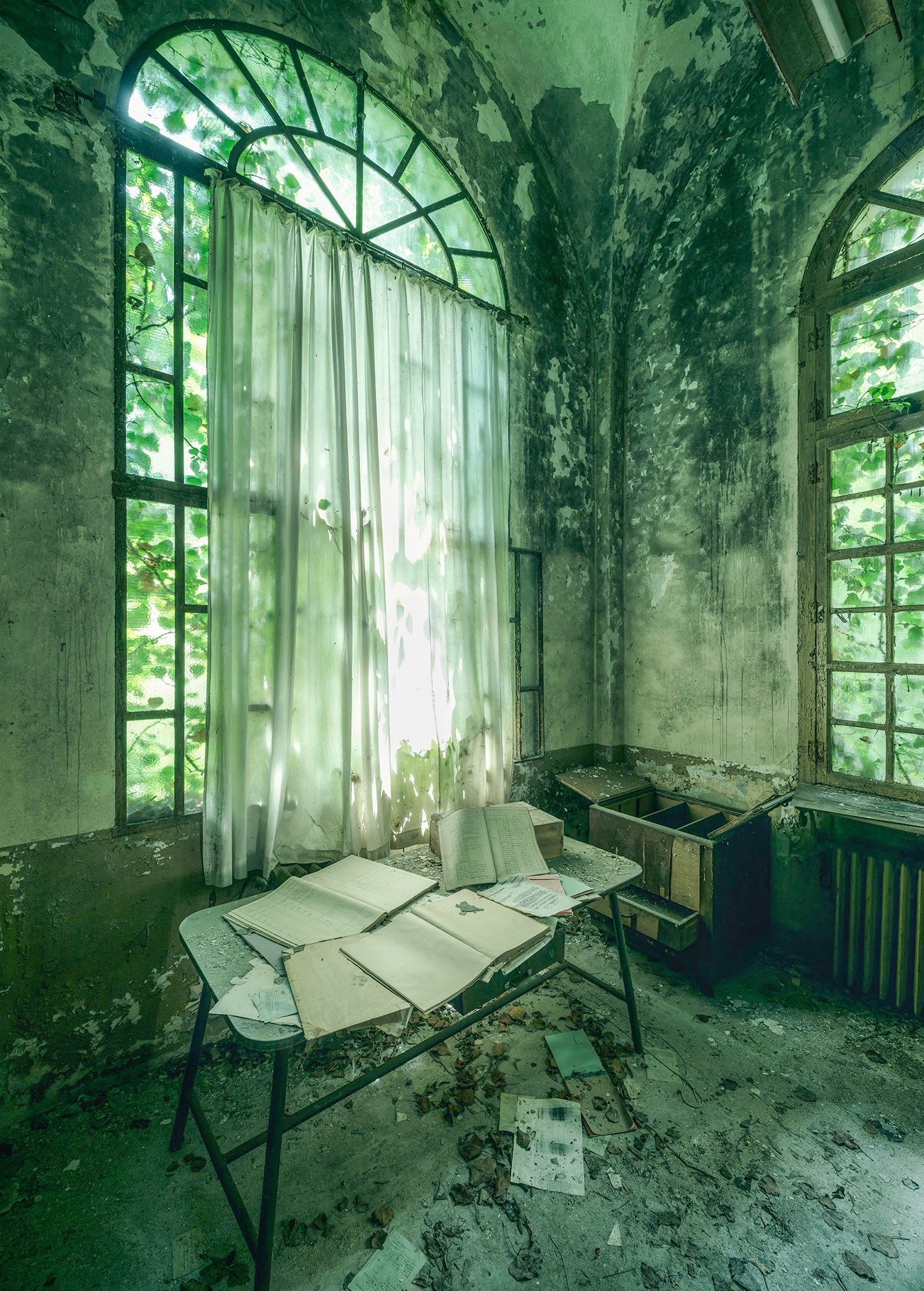 Image of Komar Vliestapete »Stanza Verde«, bedruckt-Barock-Destroyed-Effekte, lichtbeständig und wasserfest bei Ackermann Versand Schweiz