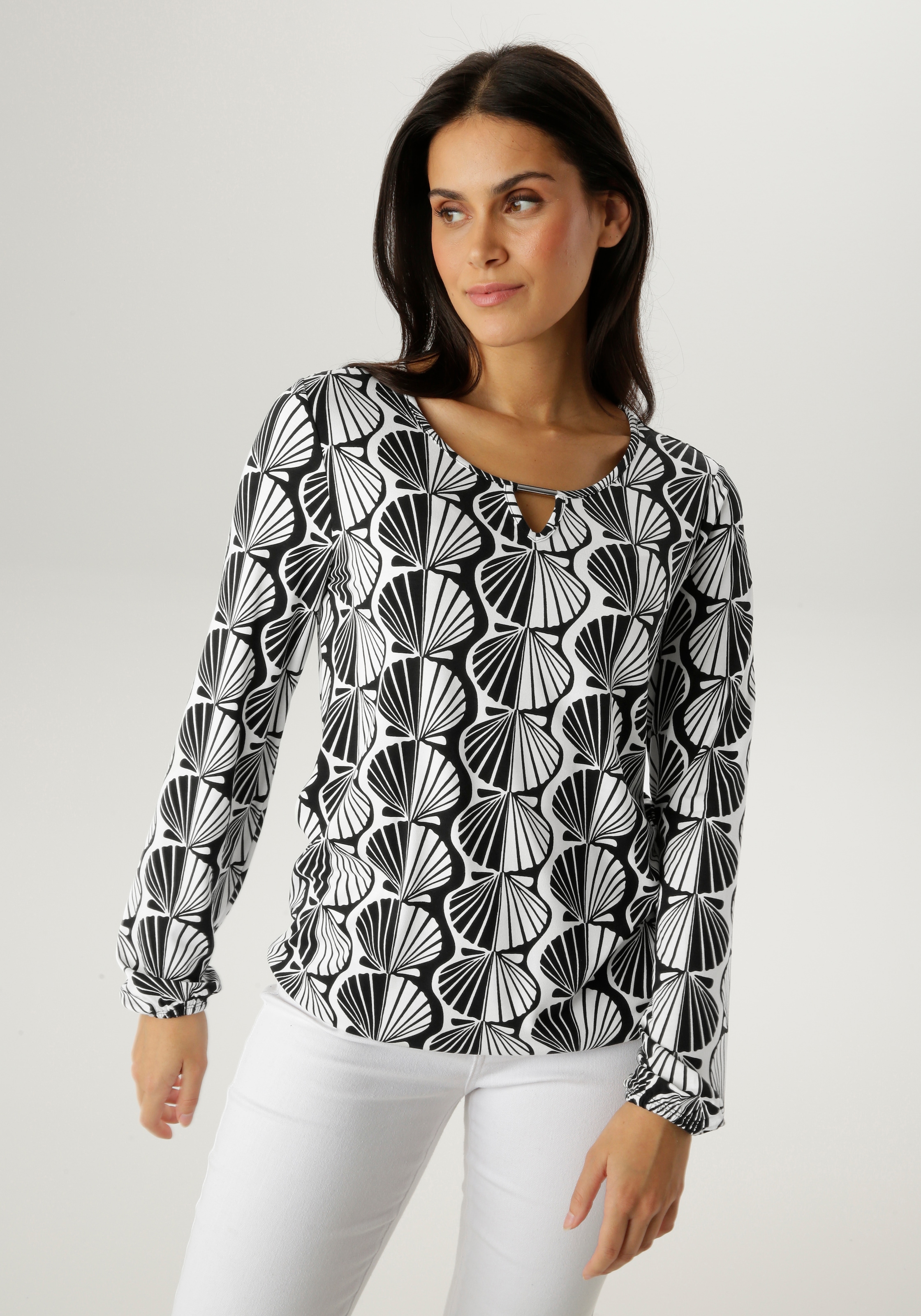 Image of Aniston SELECTED Langarmshirt mit Cut-out und trendigen Grafikdruck - NEUE KOLLEKTION