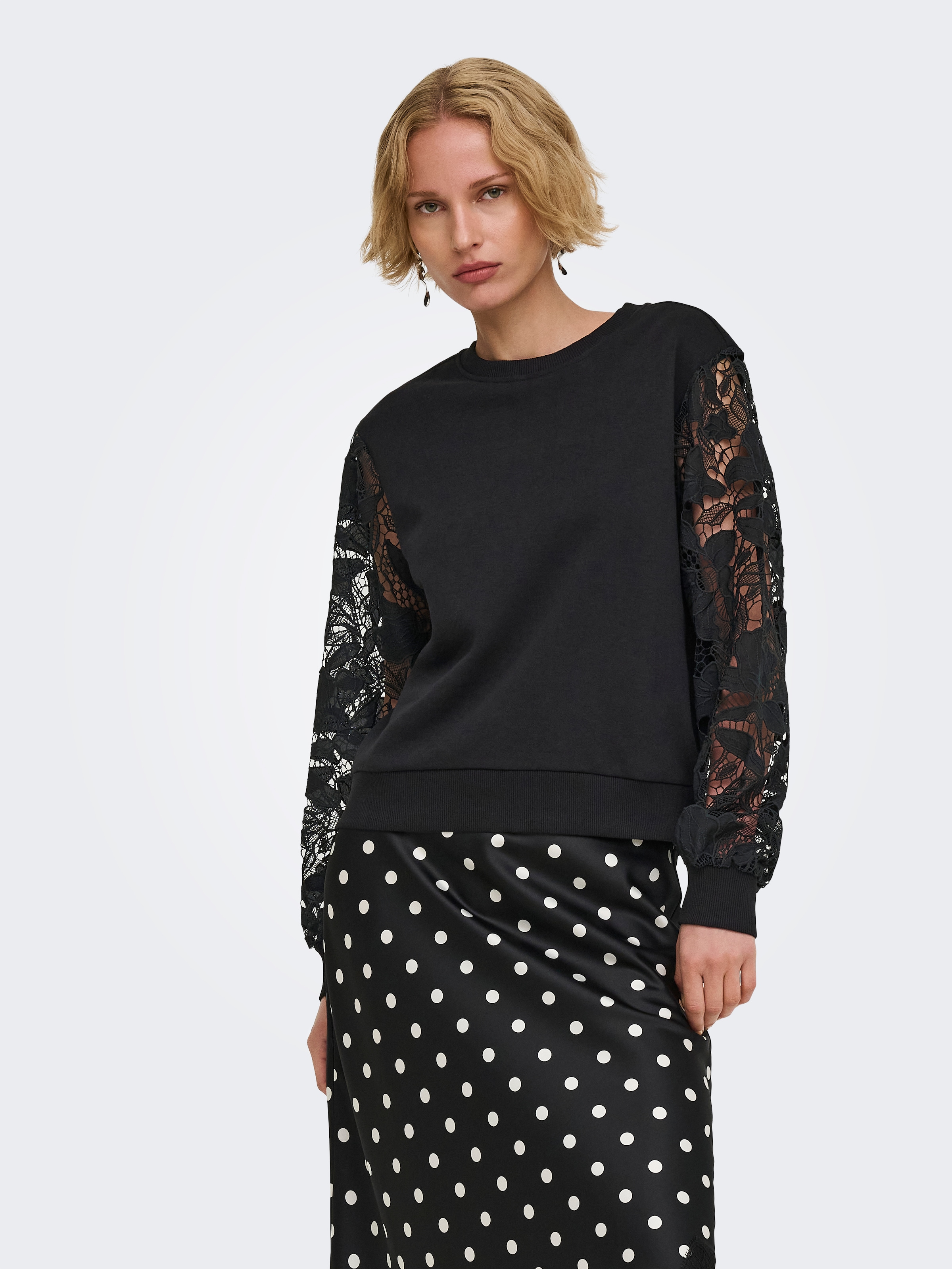 Image of ONLY Sweatshirt "ONLSTILLA L/S LACE SLEEVES CS SWT", Baumwollmischung, regular fit