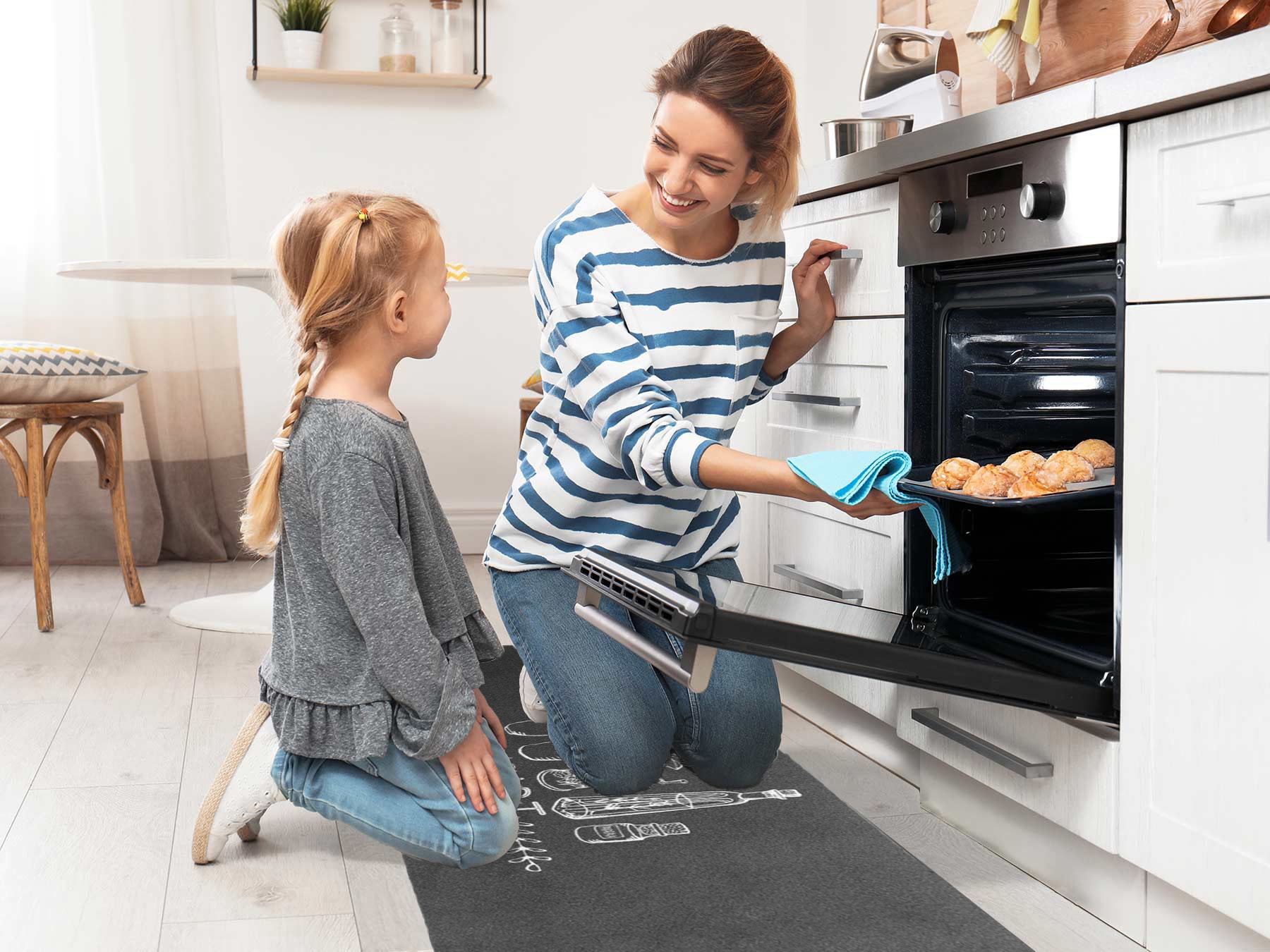 Primaflor-Ideen in Textil Küchenläufer »HEART OF THE KITCHEN, Made in Belgium« rechteckig 6,5 mm Höhe mit Schriftzug, Grösse 50x150 cm, rutschhemmend