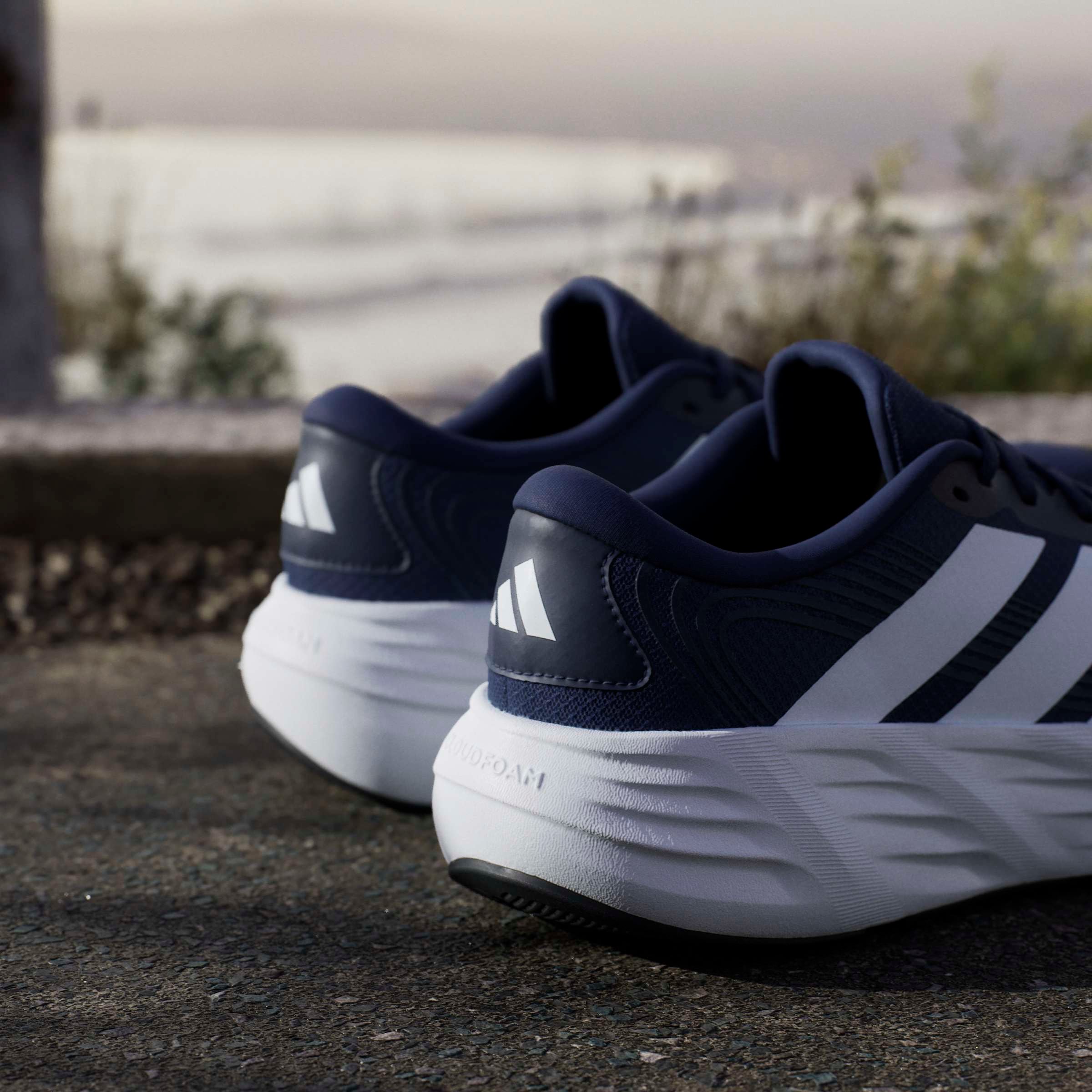 adidas Performance Chaussure de course »GALAXY 8«  pour plus d’amorti