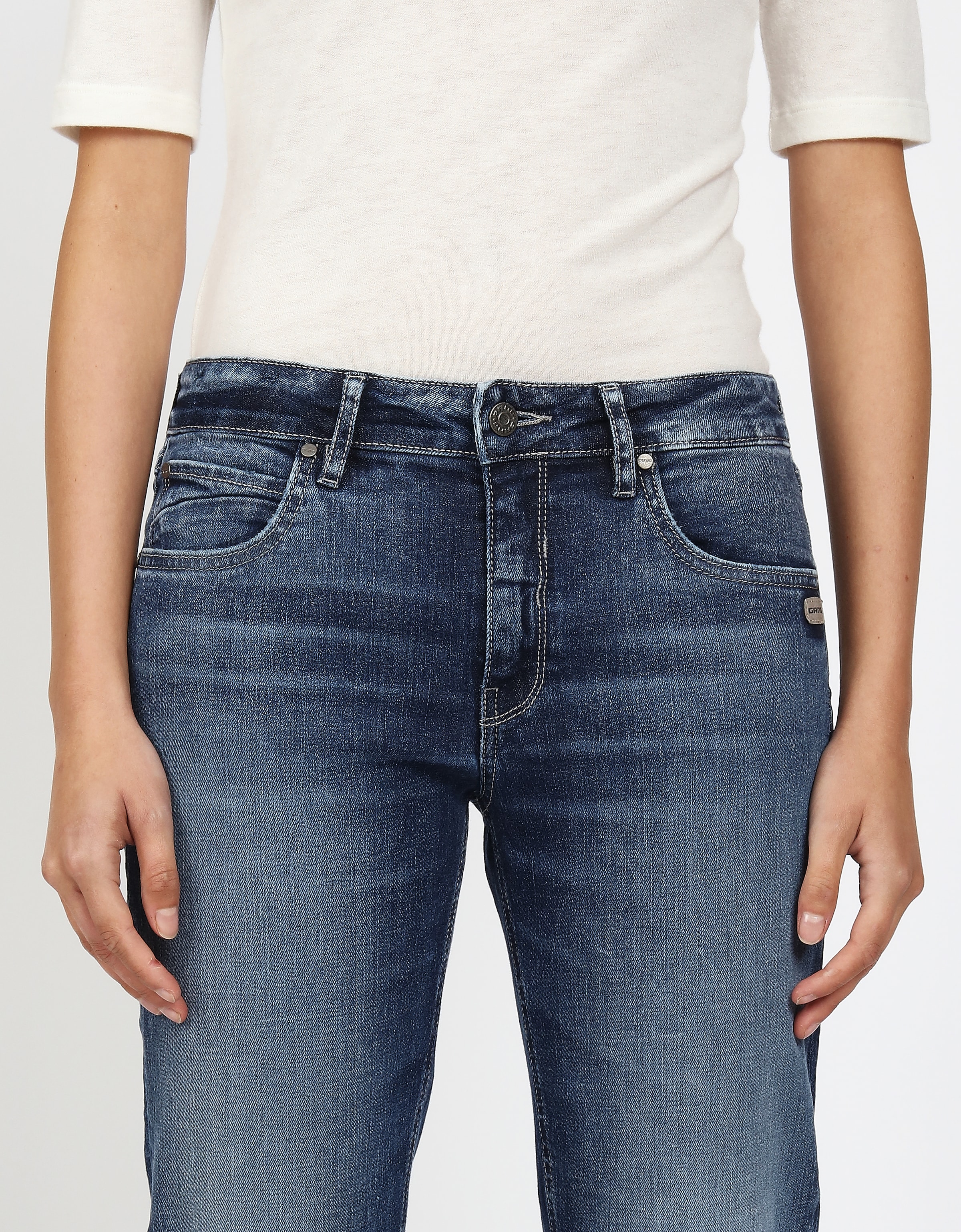 GANG Boyfriend-Jeans »94NADIA« 5-Pocket Style mit Reissverschluss und Knopf
