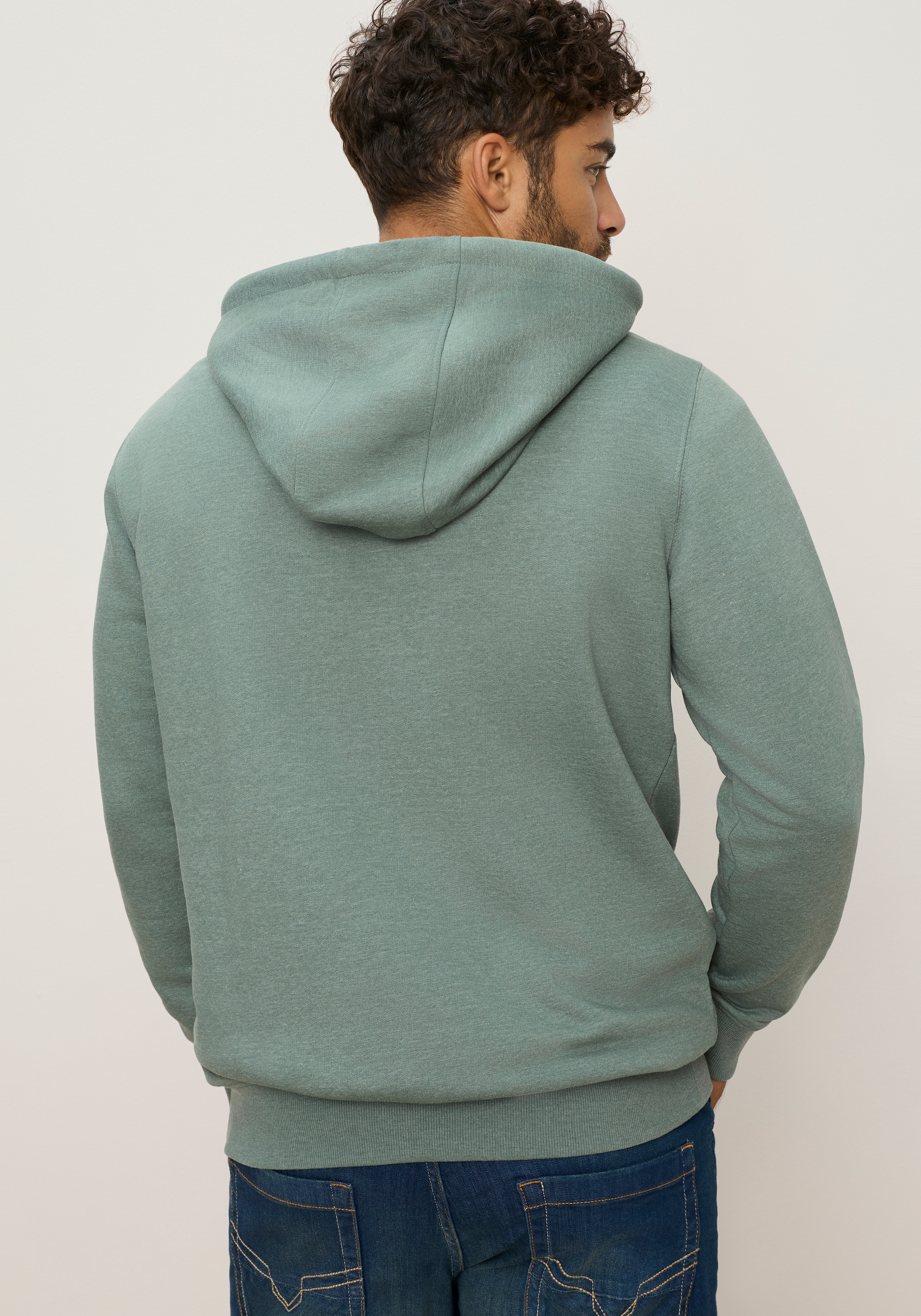 Man's World , avec encolure large, disponible aussi en grandes tailles
