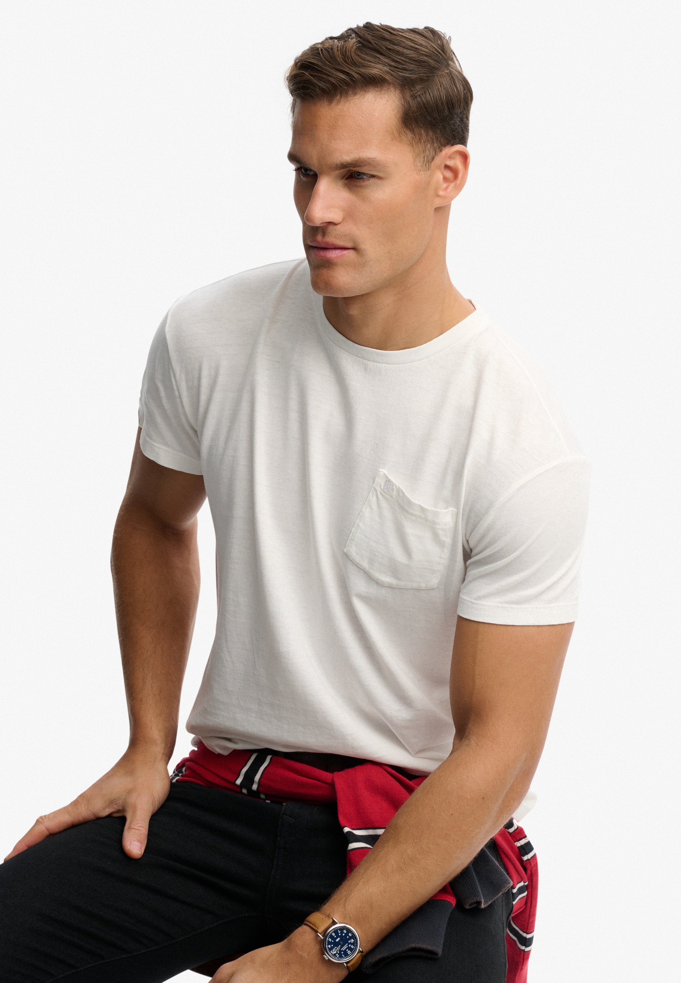Superdry Shirt à col rond »COTTON CLASSIC LINEN PKT TEE« aus tollem Baumwoll-Leinen-Mischgewebe