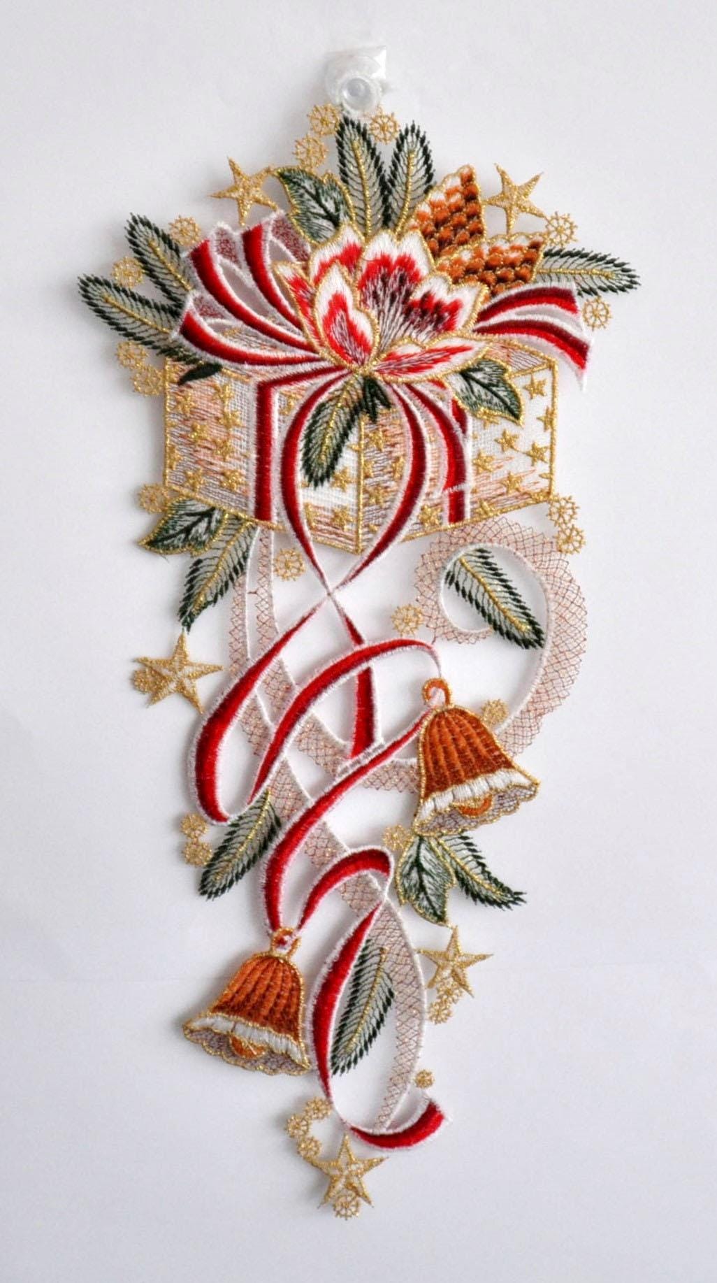 Image of Stickereien Plauen Fensterbild "Geschenkezopf"