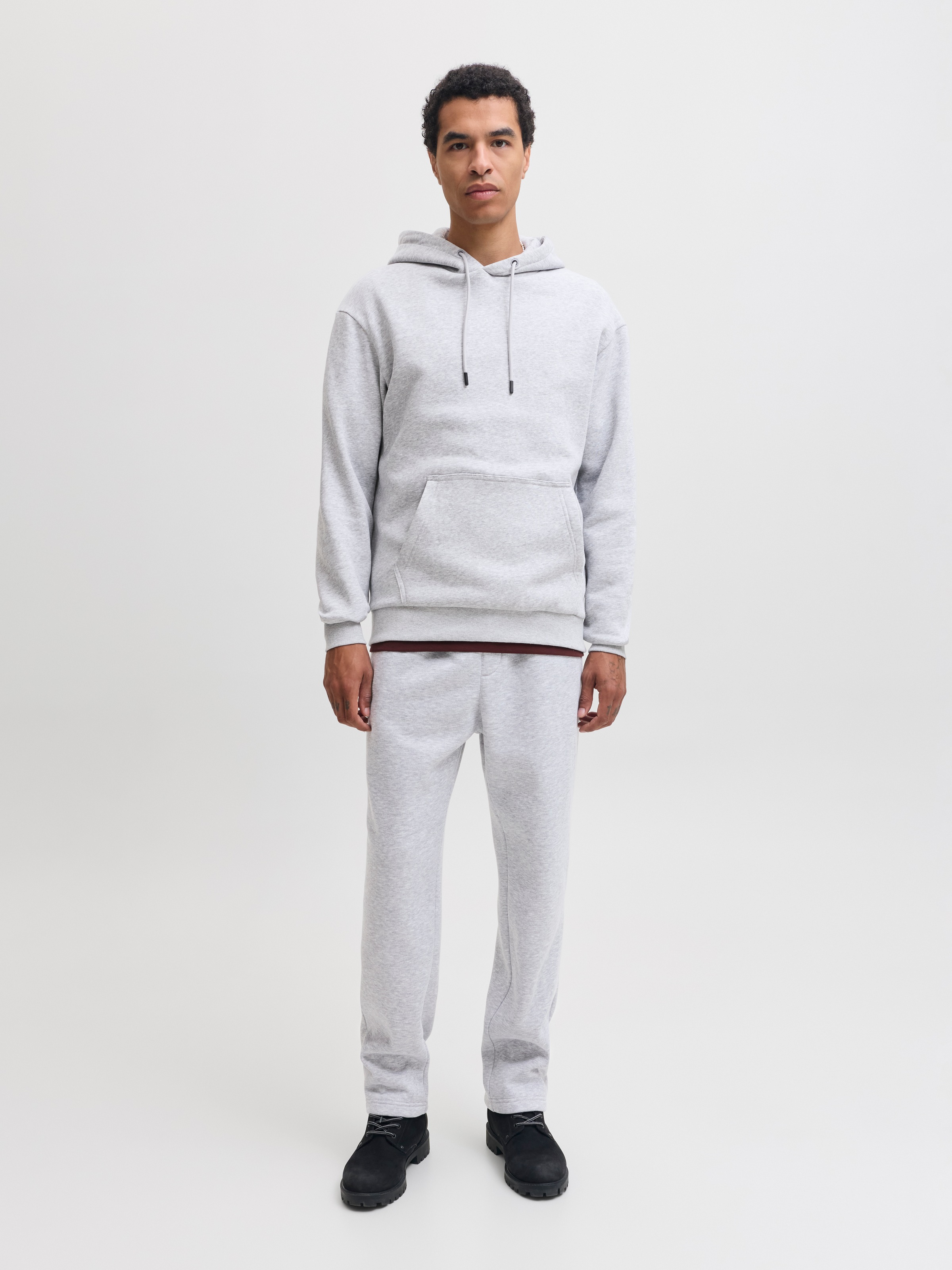 Jack & Jones Kapuzensweatshirt »JJEBRADLEY SWEAT HOOD UNC SET PK MP«, 2 mit Sweathose, Materialmix, locker geschnitten
