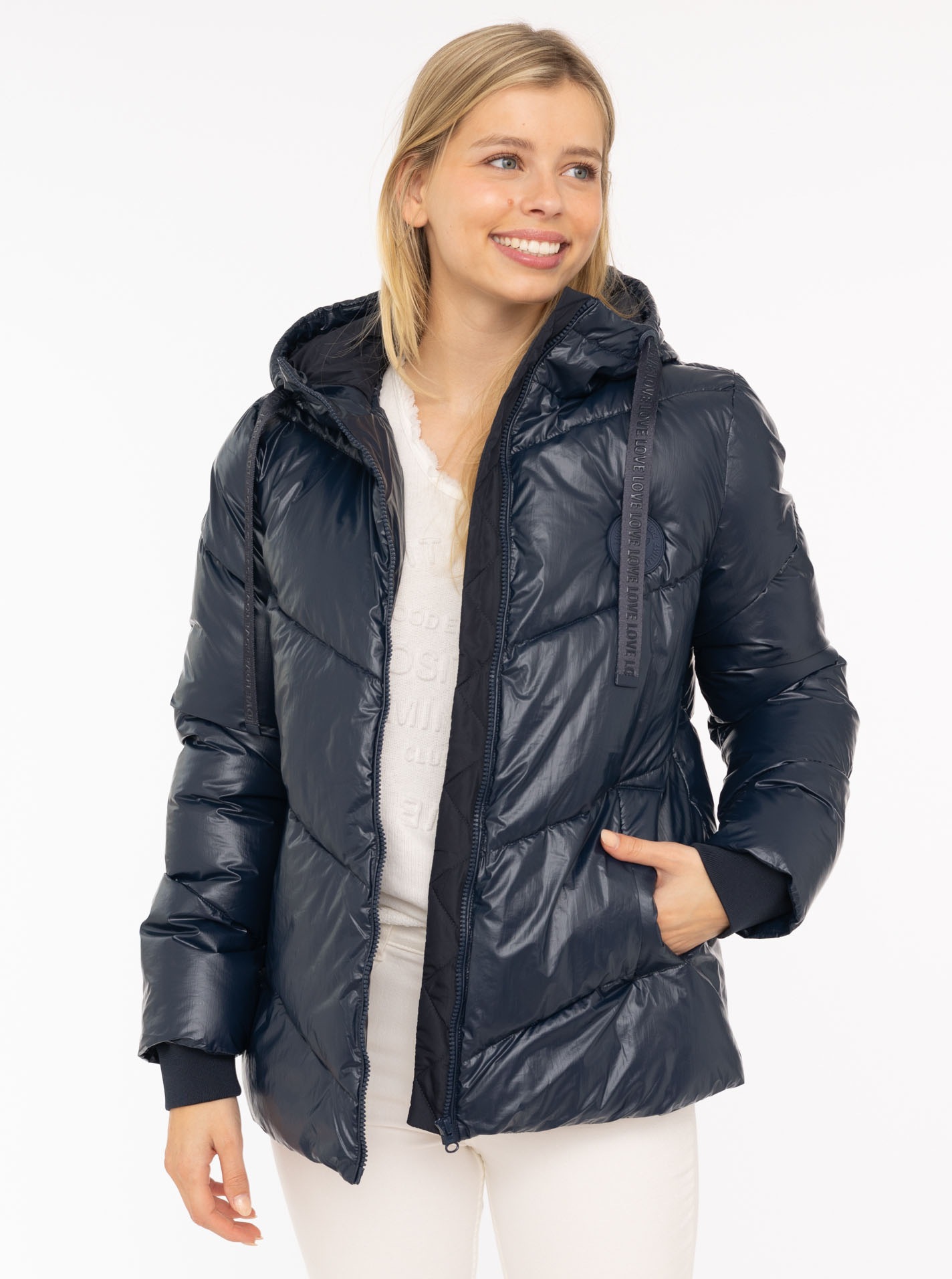 Image of Zwillingsherz Steppjacke ""Zwillingsherz"" mit Kapuze glänzend, Kapuze, Herzchen-Prägung am Rücken