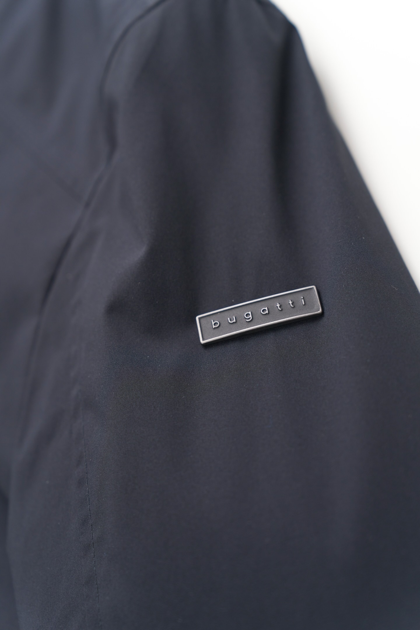 bugatti Veste courte »wasserabweisend« ohne Kapuze für das ganze Jahr