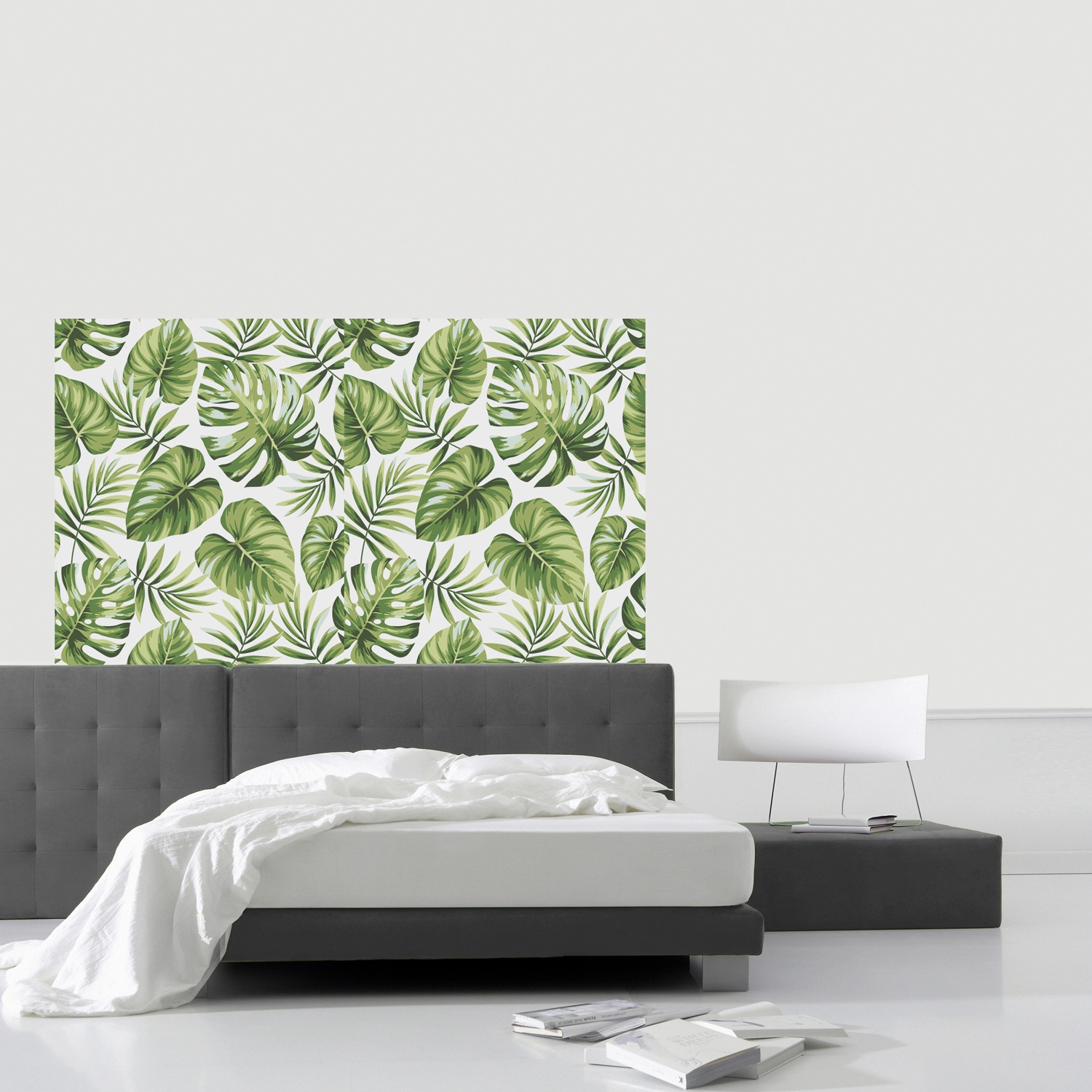 queence Vinyltapete »Tropische Blätter-Grün« Motiv | bedruckt | botanisch | floral | gemustert | natürlich glatt 90x250cm, selbstklebend, kinderleichte Anbringung, , Sticker