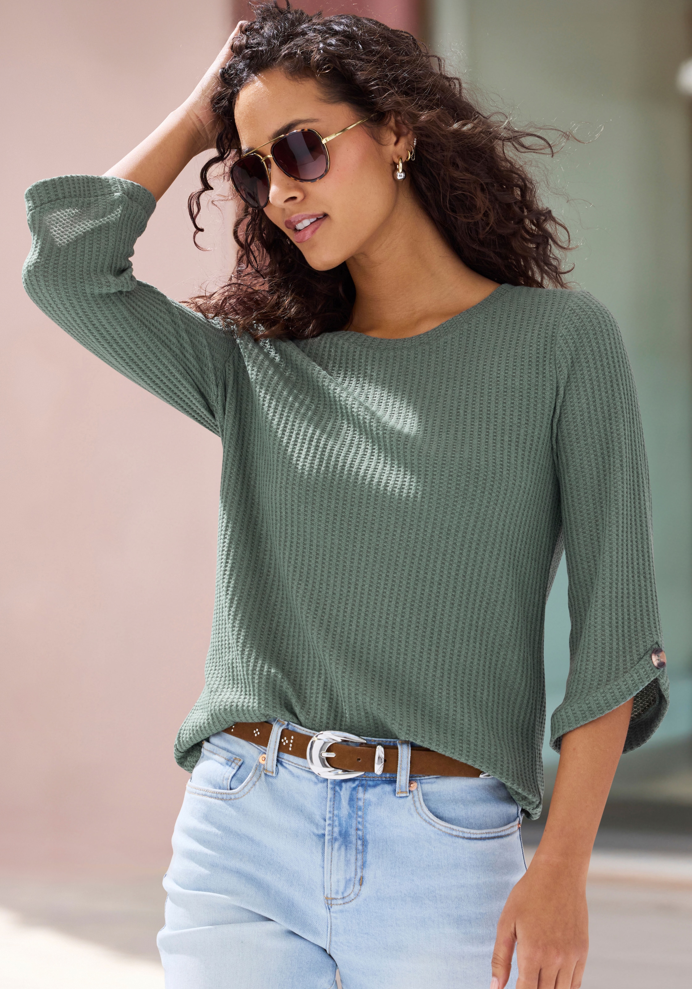 Image of LASCANA 3/4-Arm-Shirt "mit Knopfdetail" aus weicher Piqué-Qualität