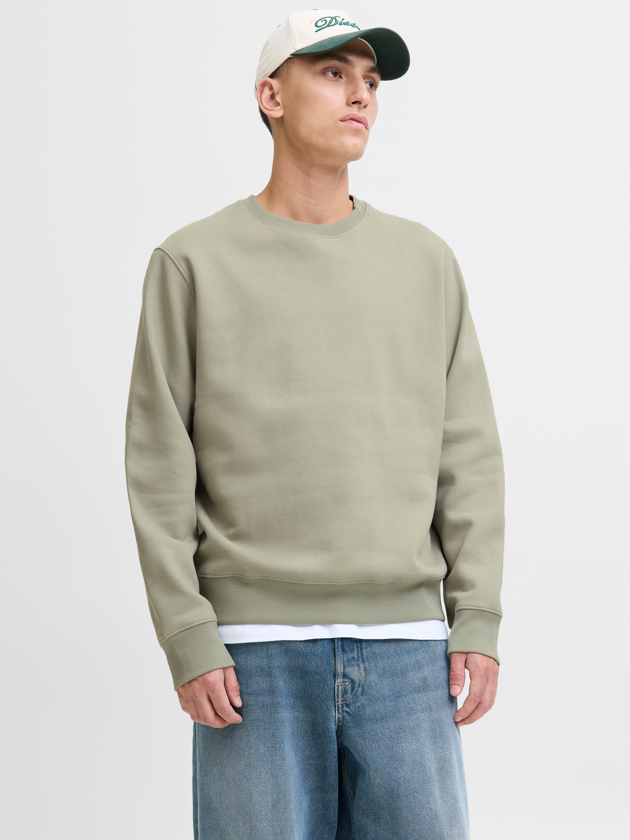 Jack & Jones Sweatshirt »JJESTAR BASIC SWEAT CREW NECK NOOS« mit Rundhalsausschnitt
