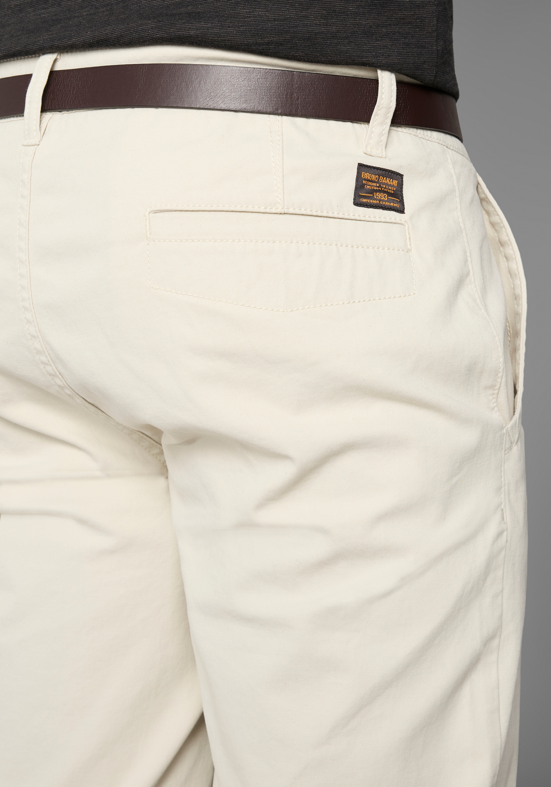 Bruno Banani Chinohose, (Set, mit abnehmbarem Gürtel)