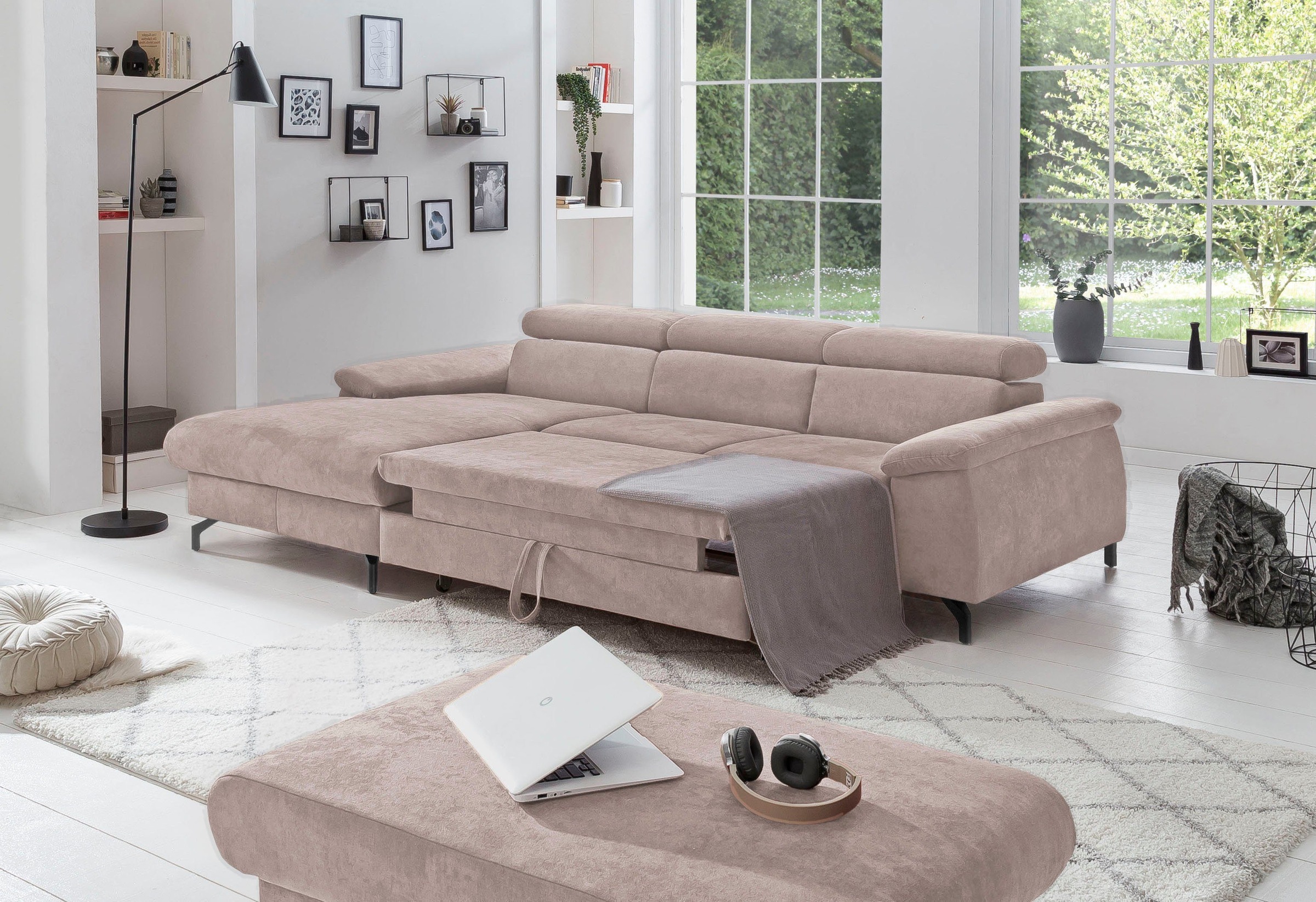 COTTA Polstergarnitur »Komaris L-Form«, (Set), Set bestehend aus: Ecksofa mit Kopfteilverstellung & Hocker