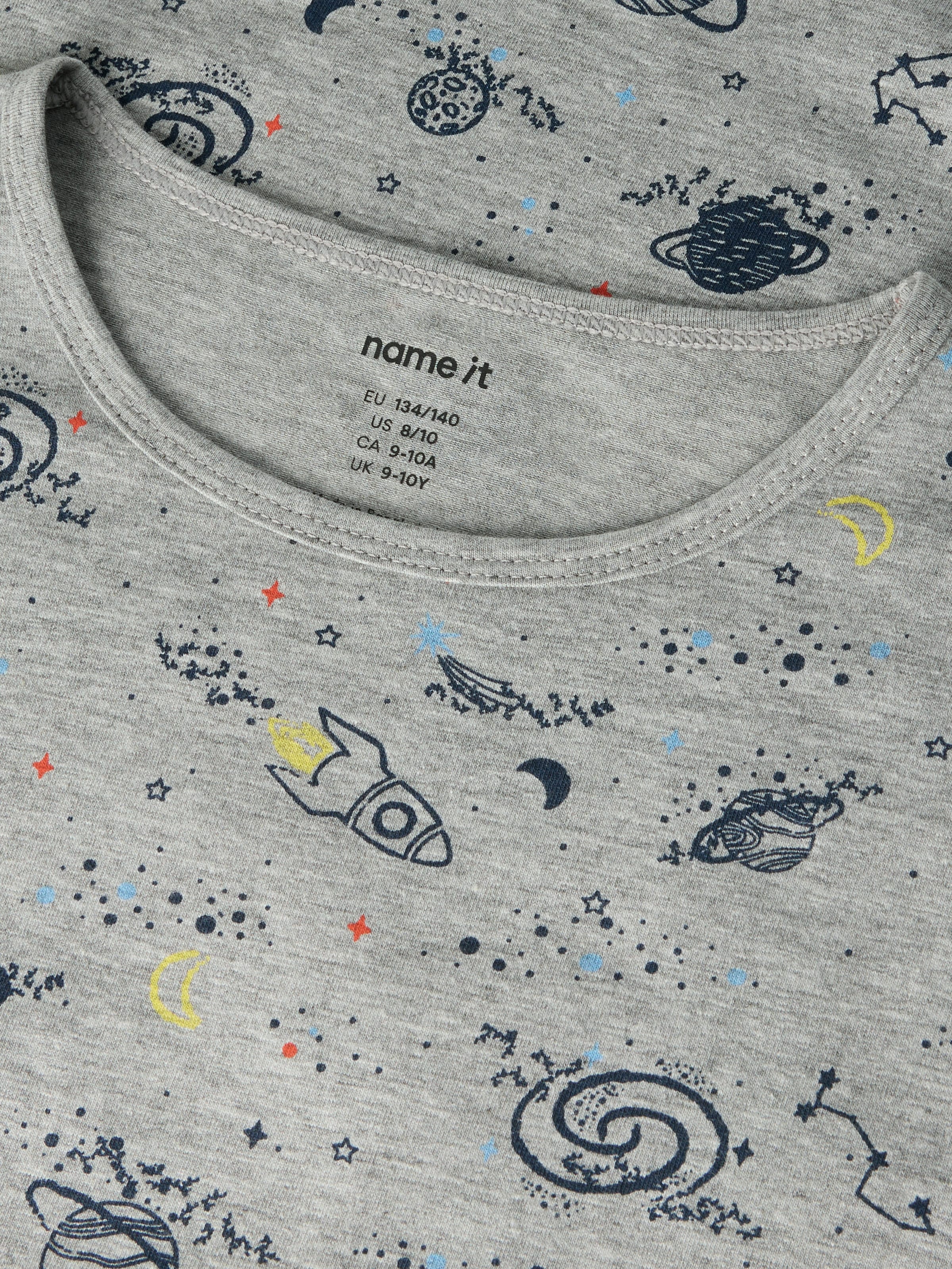 Name It Schlafanzug »NKMNIGHTSET GREY SPACE NOOS« Set, 2 tlg.