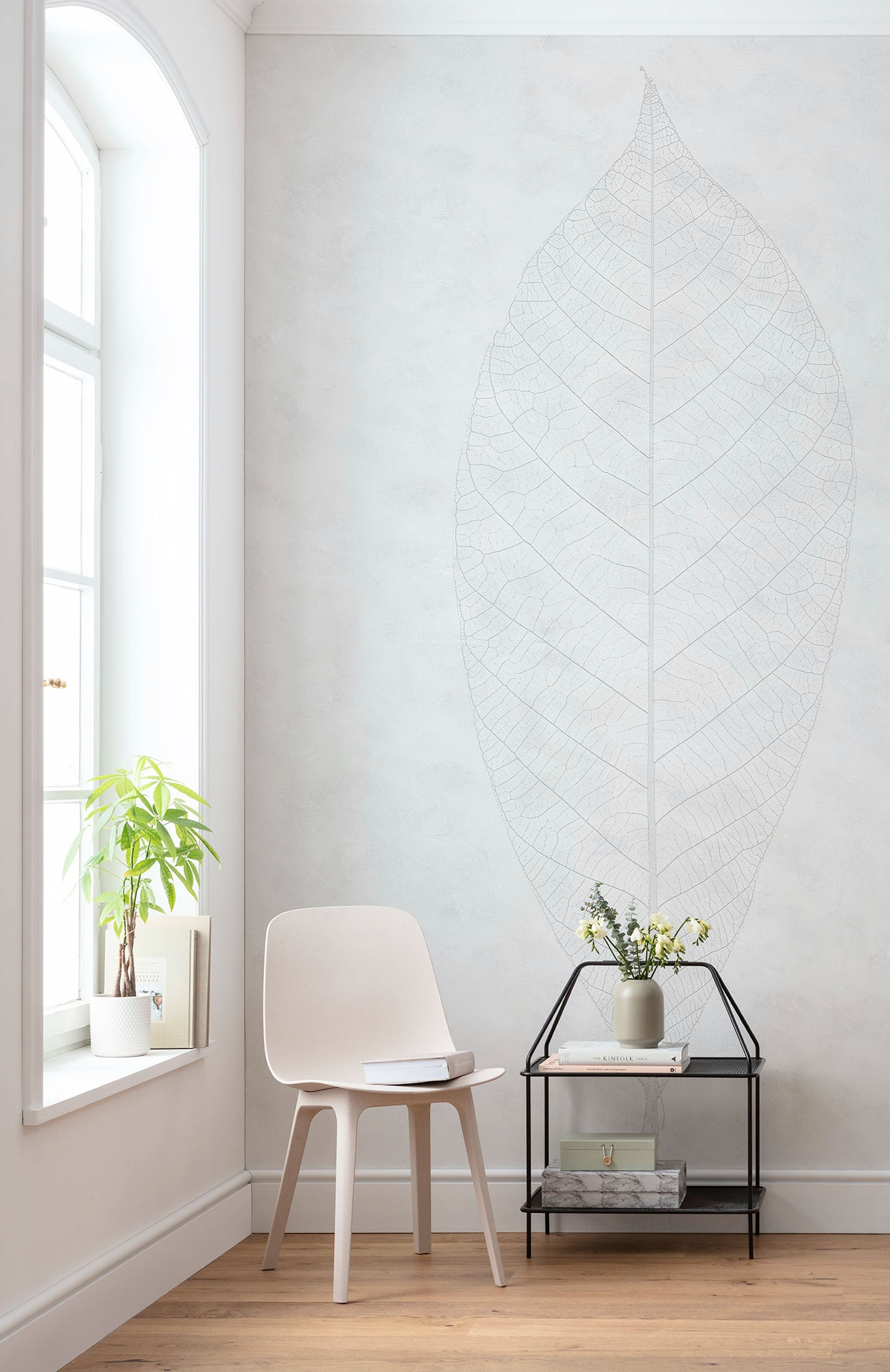 Komar Vliestapete »Digitaldruck Vlies - Decent Leaf - Grösse 200 x 280 cm«, bedruckt, Wohnzimmer, Schlafzimmer