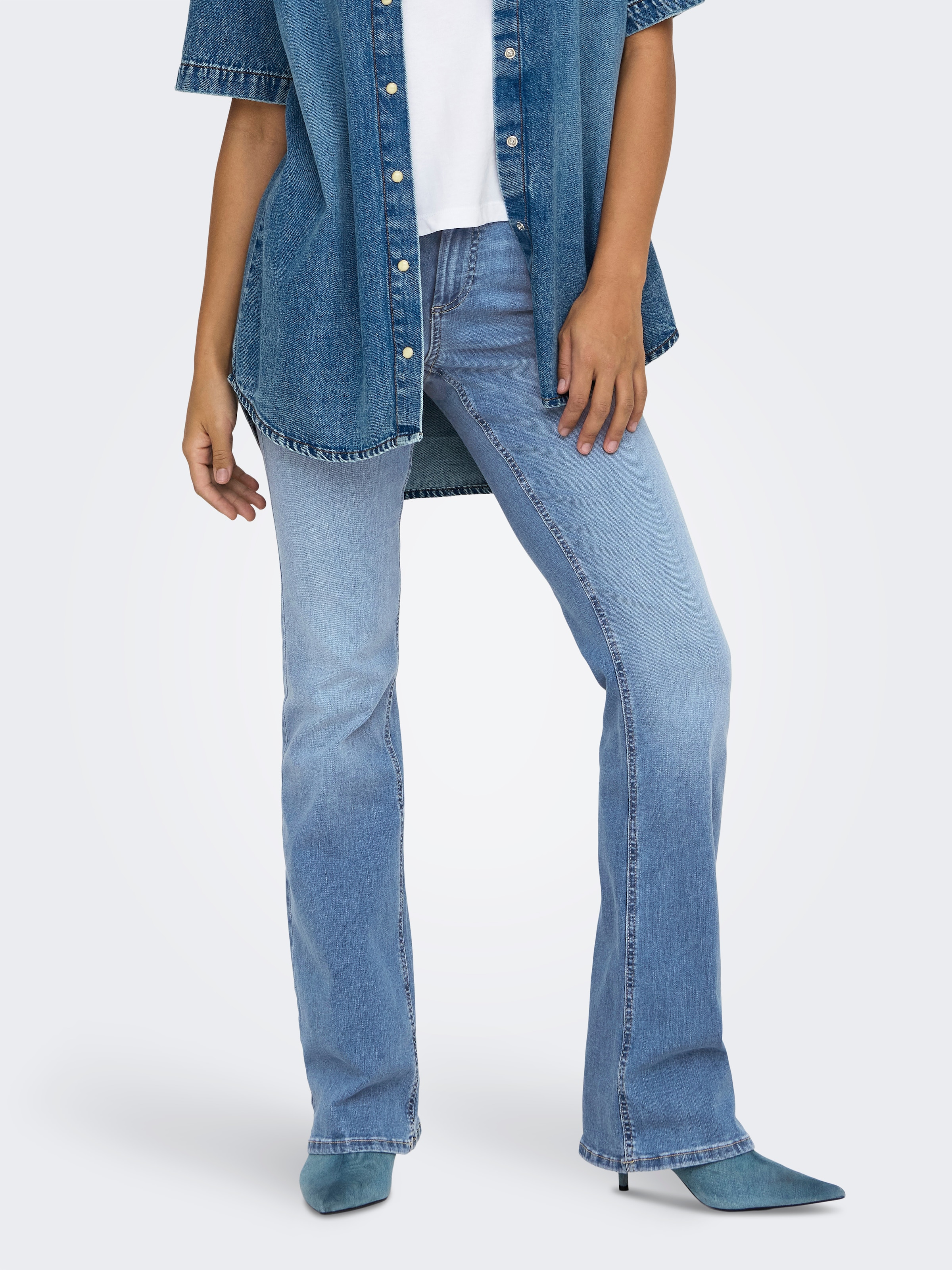 Image of ONLY Skinny-fit-Jeans "ONLBLUSH MW BACK POCK FLA TAI222 DNMNOOS"