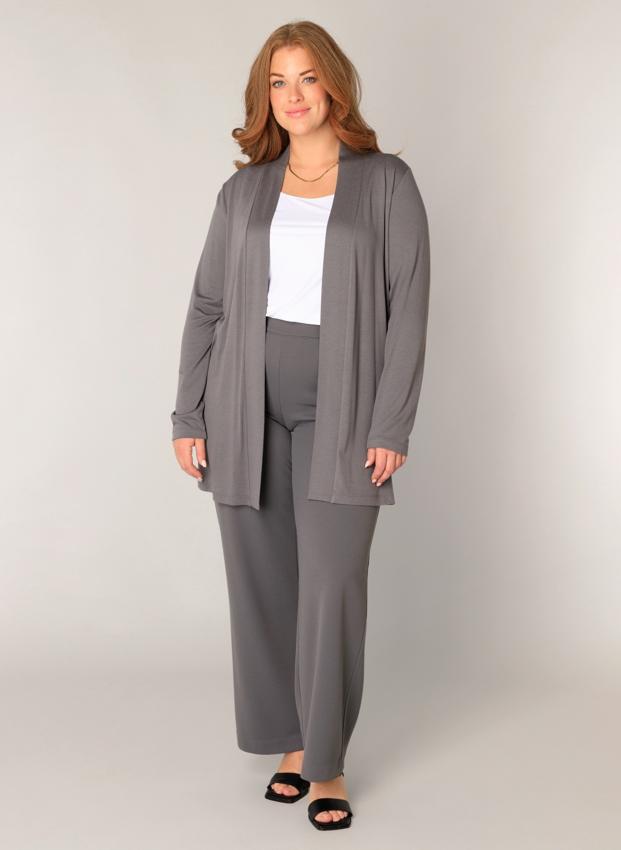 Base Level Curvy Strickjacke »Ayla«, im verschlusslosen Design