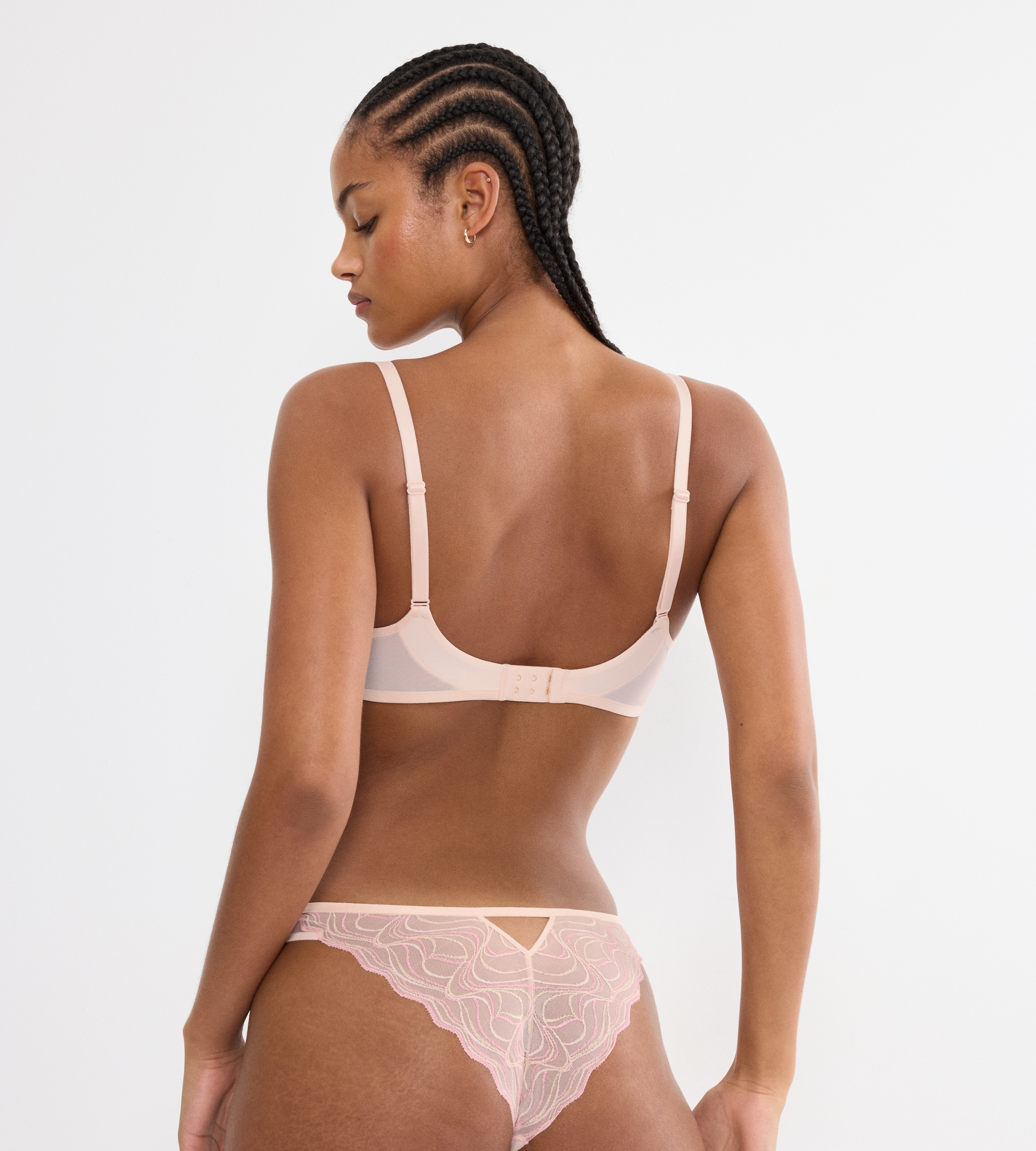 Triumph Balconette-BH »Palina Waves of Glow« leichter Hebe-Effekt, Spitze, verzierte Träger